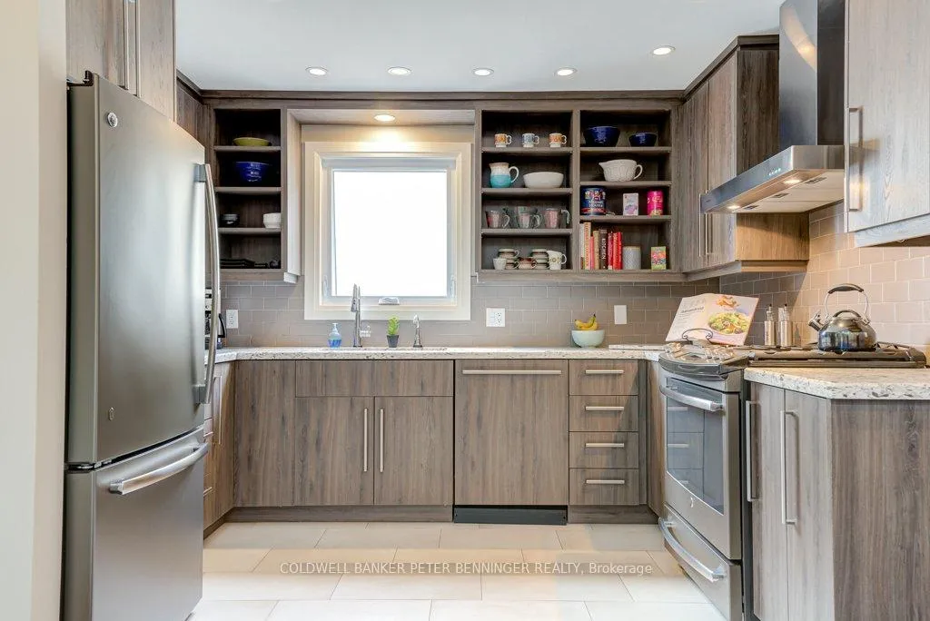 Photo 10 of 547 Drummerhill Crescent, Waterloo — HOMEH