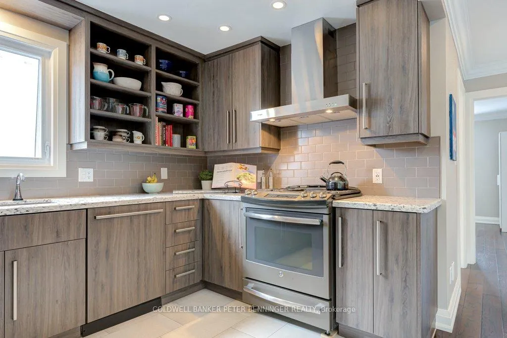 Photo 12 of 547 Drummerhill Crescent, Waterloo — HOMEH