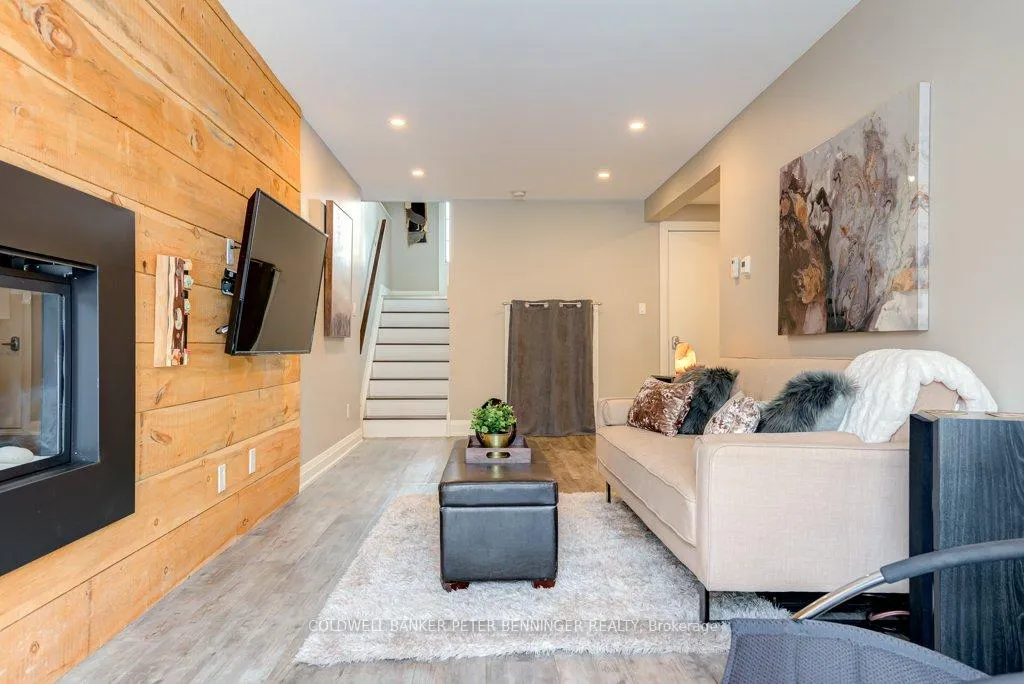 Photo 25 of 547 Drummerhill Crescent, Waterloo — HOMEH