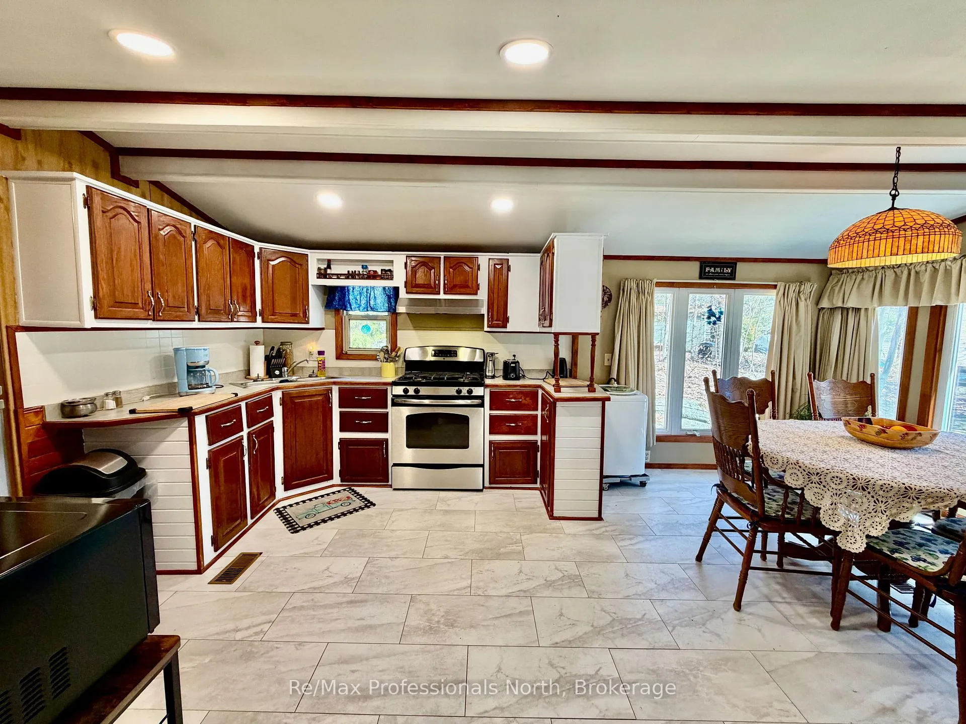 Photo 3 of Unit 52, 1007 Racoon Road, Gravenhurst, Morrison — HOMEH