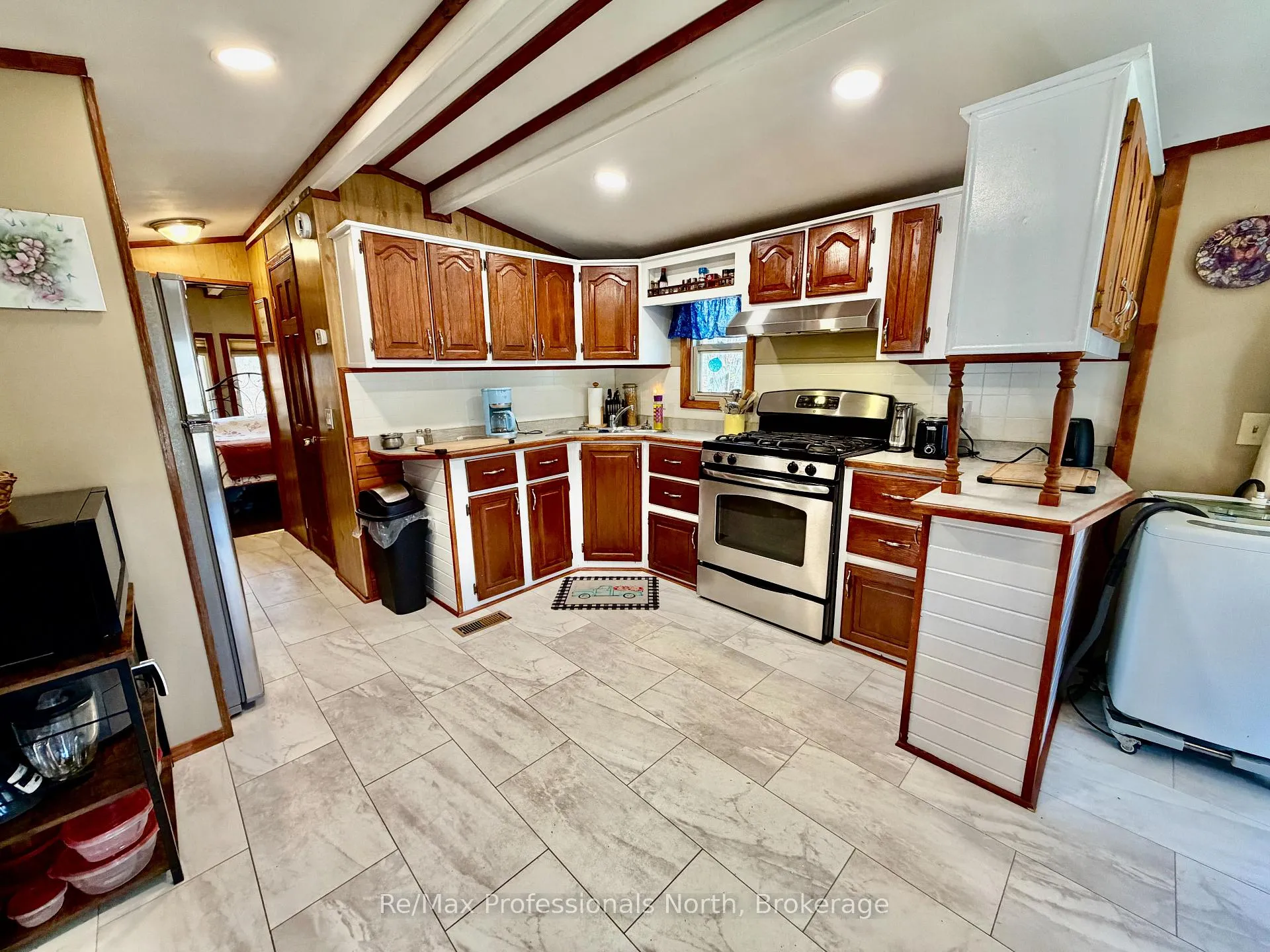 Photo 6 of Unit 52, 1007 Racoon Road, Gravenhurst, Morrison — HOMEH