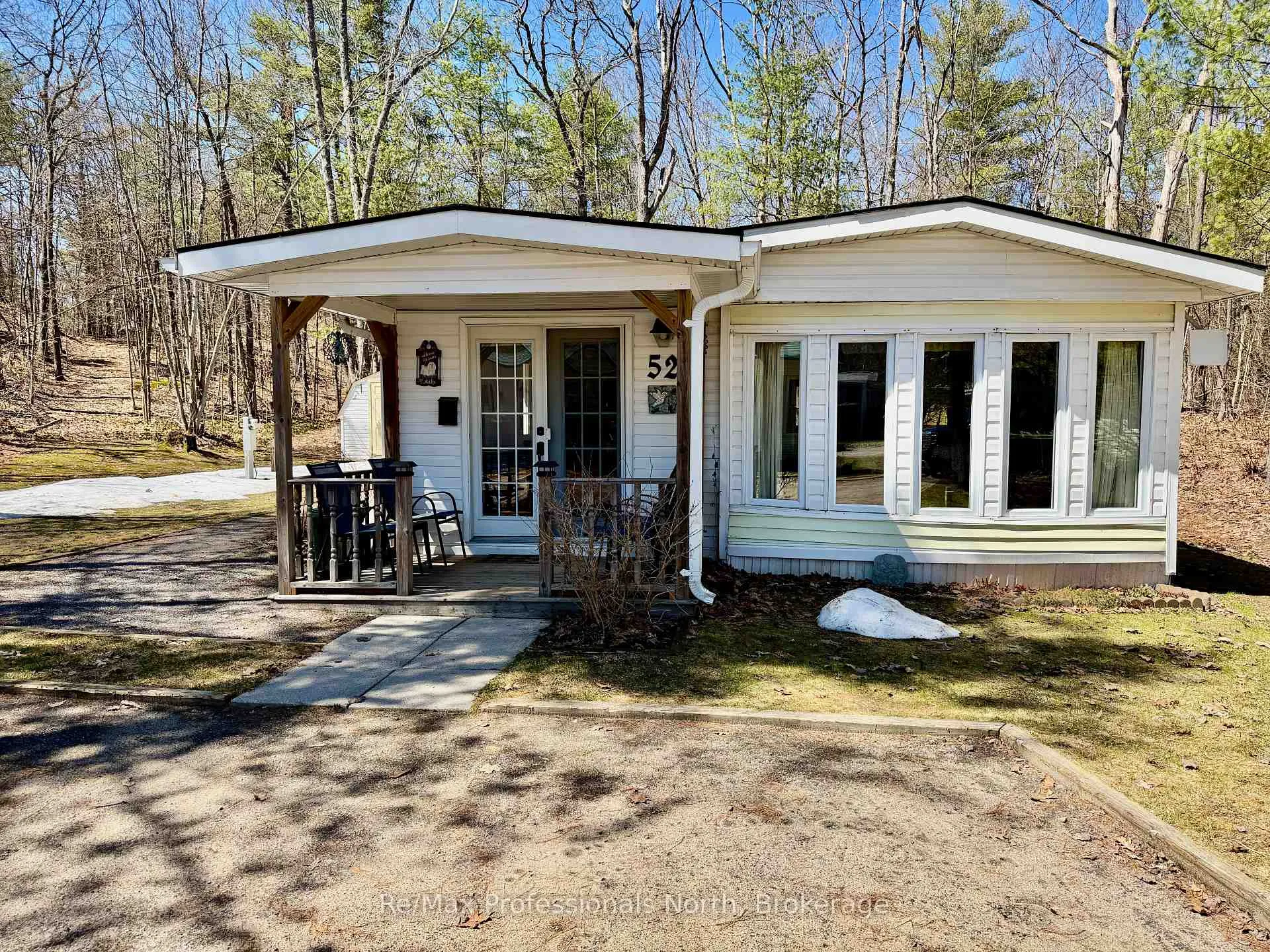 Photo 15 of Unit 52, 1007 Racoon Road, Gravenhurst, Morrison — HOMEH