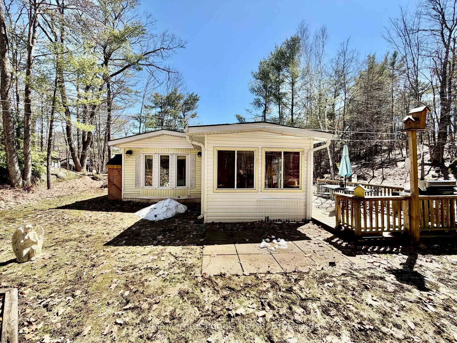 Photo 19 of Unit 52, 1007 Racoon Road, Gravenhurst, Morrison — HOMEH
