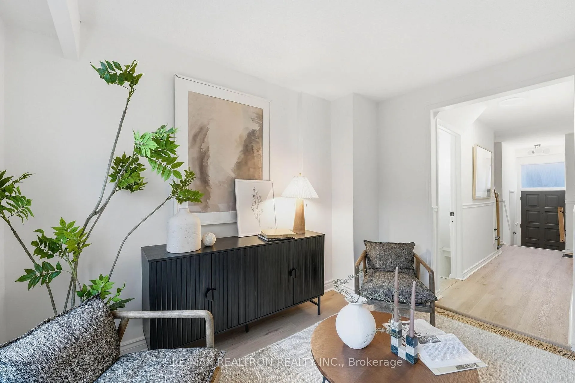 Photo 11 of Unit 39, 39 The Carriage Way, Markham, Royal Orchard — HOMEH