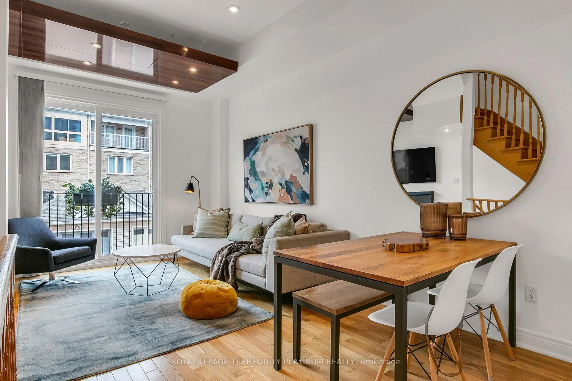 Photo 7 of 22 Fairhead Mews, Toronto, East End-Danforth — HOMEH