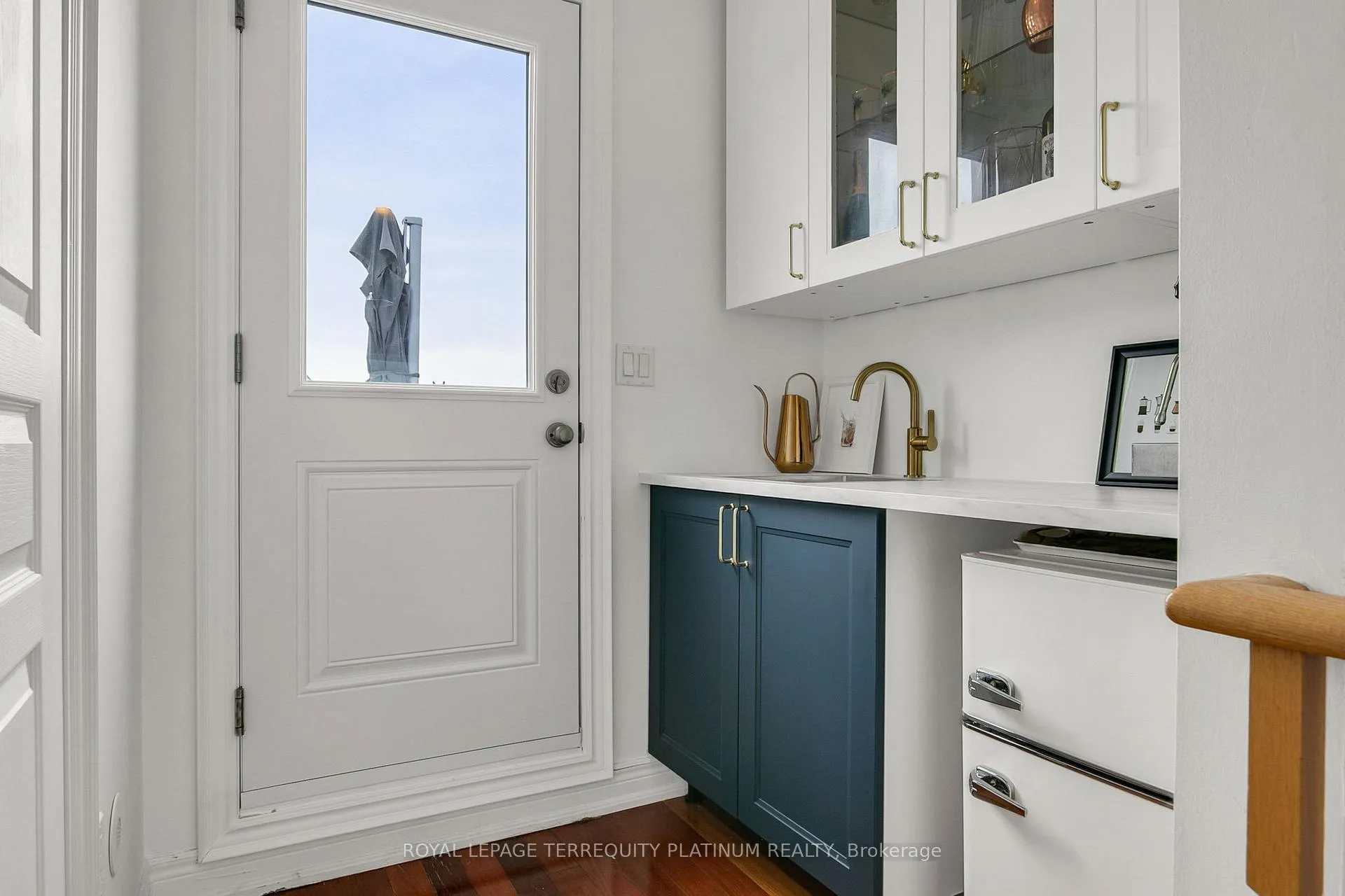 Photo 19 of 22 Fairhead Mews, Toronto, East End-Danforth — HOMEH