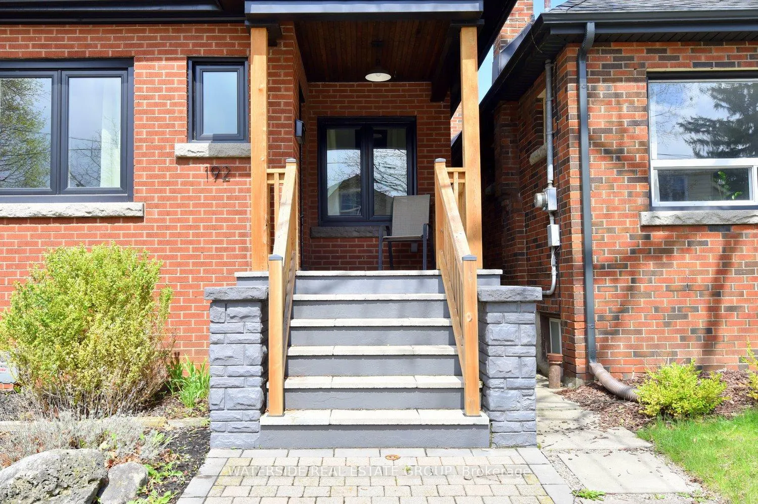 Photo 3 of 192 Homewood Avenue, Hamilton, Kirkendall — HOMEH