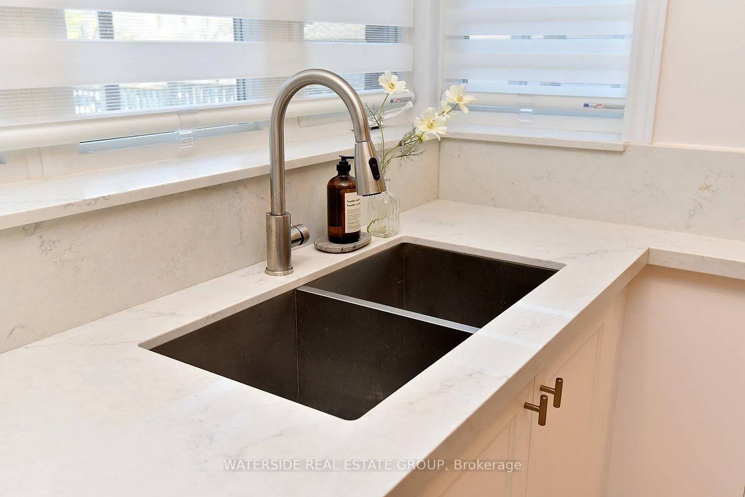 Photo 7 of 192 Homewood Avenue, Hamilton, Kirkendall — HOMEH