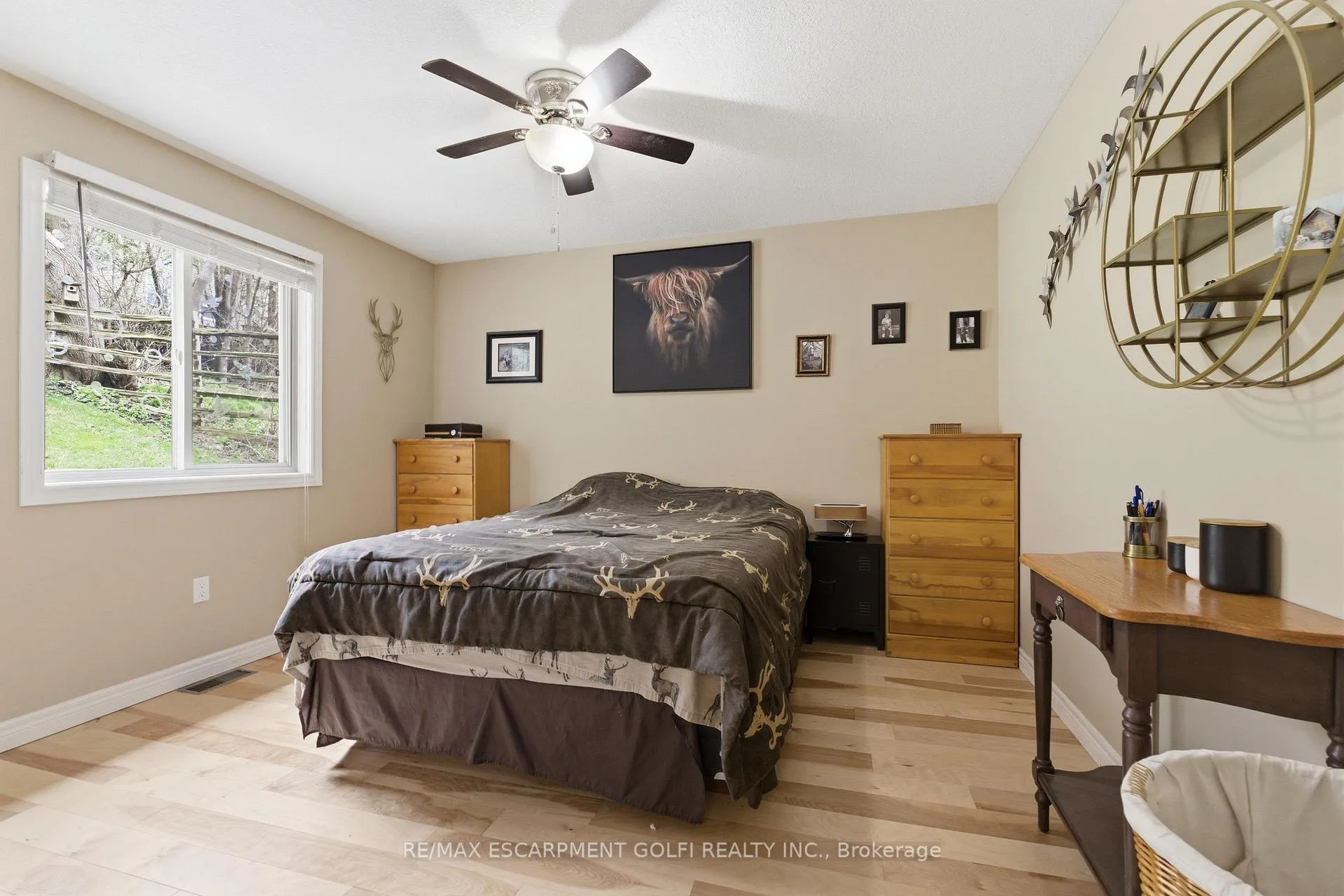 Photo 7 of 95 West River Street, Brant, Paris — HOMEH