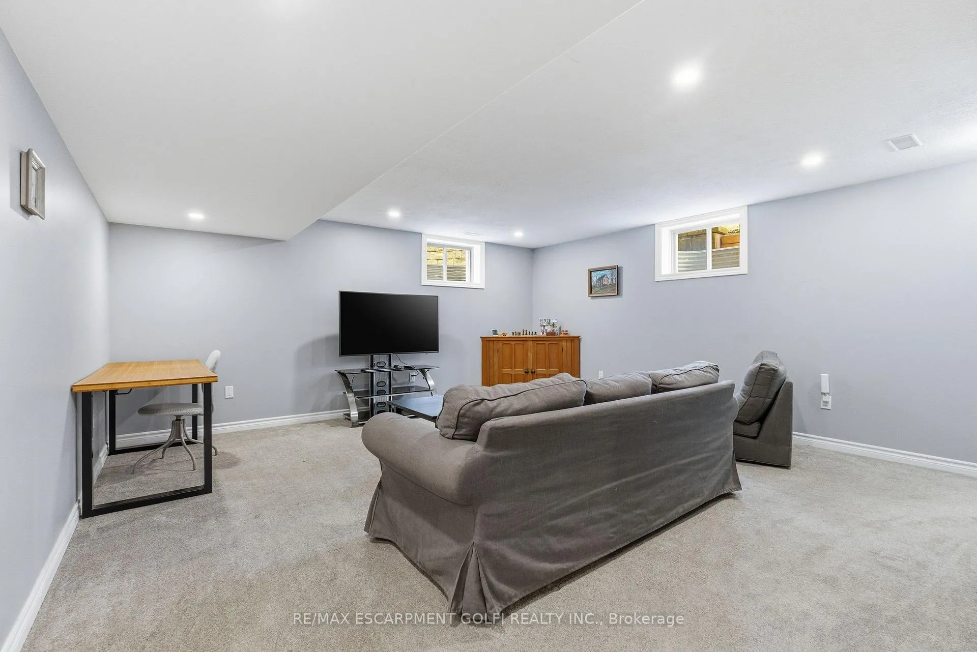 Photo 10 of 95 West River Street, Brant, Paris — HOMEH