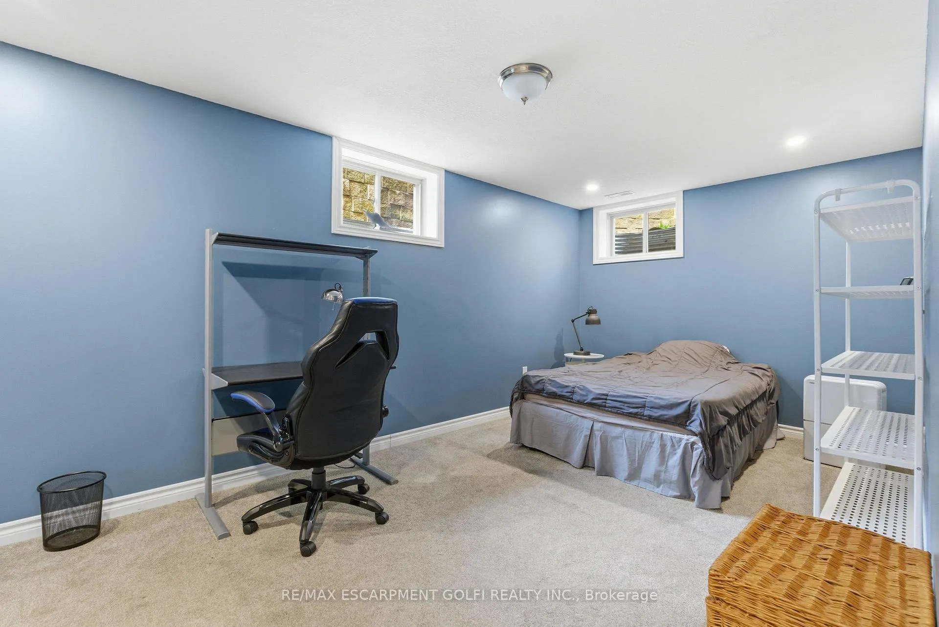 Photo 12 of 95 West River Street, Brant, Paris — HOMEH