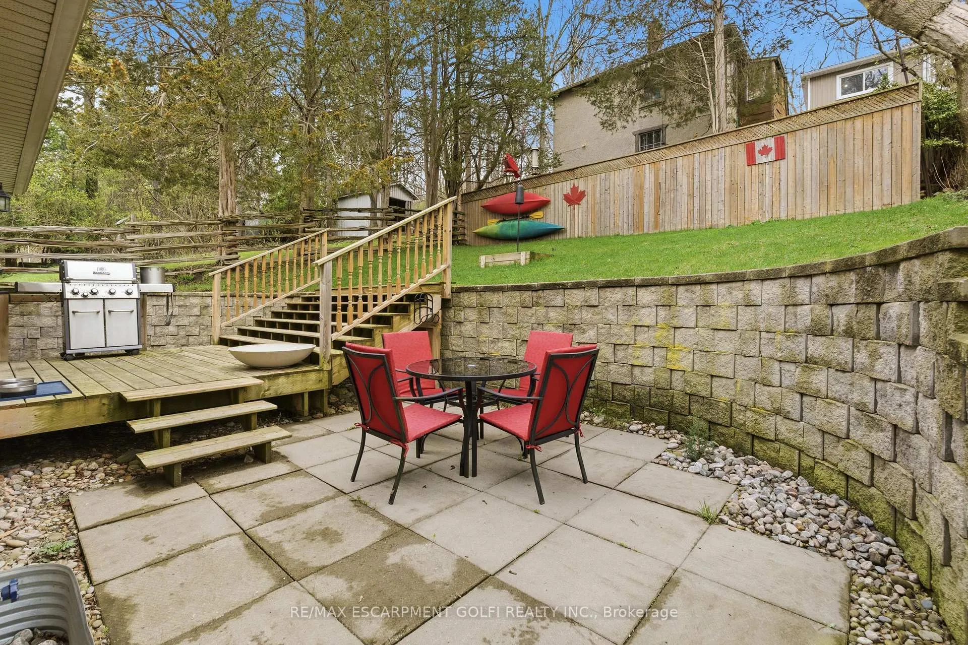 Photo 16 of 95 West River Street, Brant, Paris — HOMEH