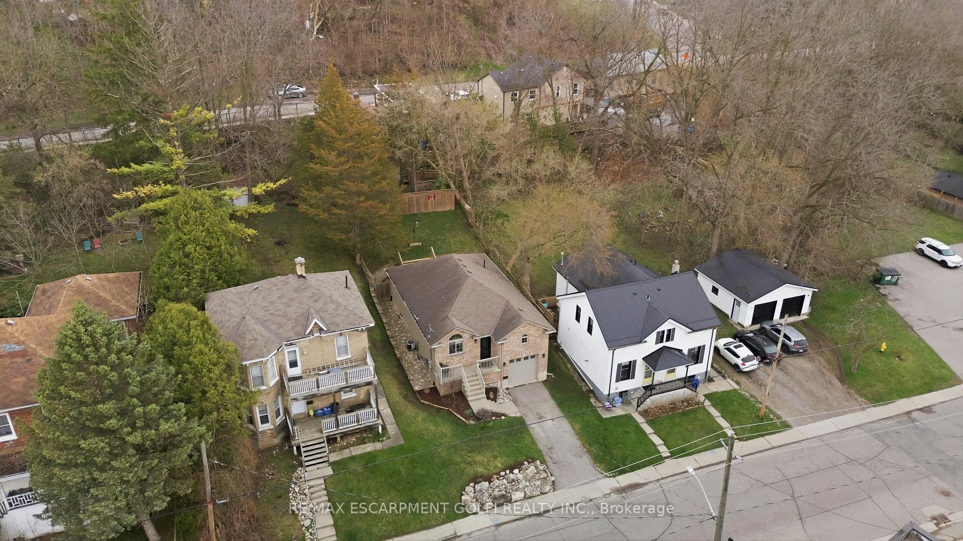 Photo 18 of 95 West River Street, Brant, Paris — HOMEH