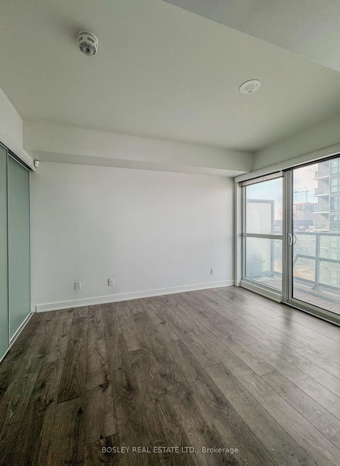 Photo 5 of Unit 1704, 2 Sonic Way, Toronto, Flemingdon Park — HOMEH