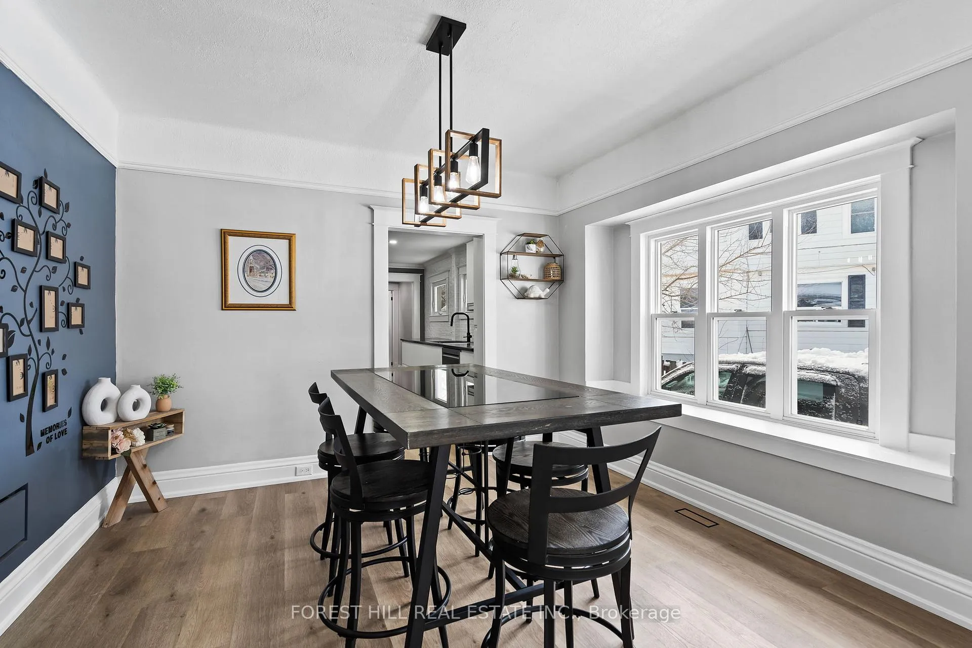 Photo 7 of 390 Glendale Avenue, St. Catharines, Burleigh Hill — HOMEH