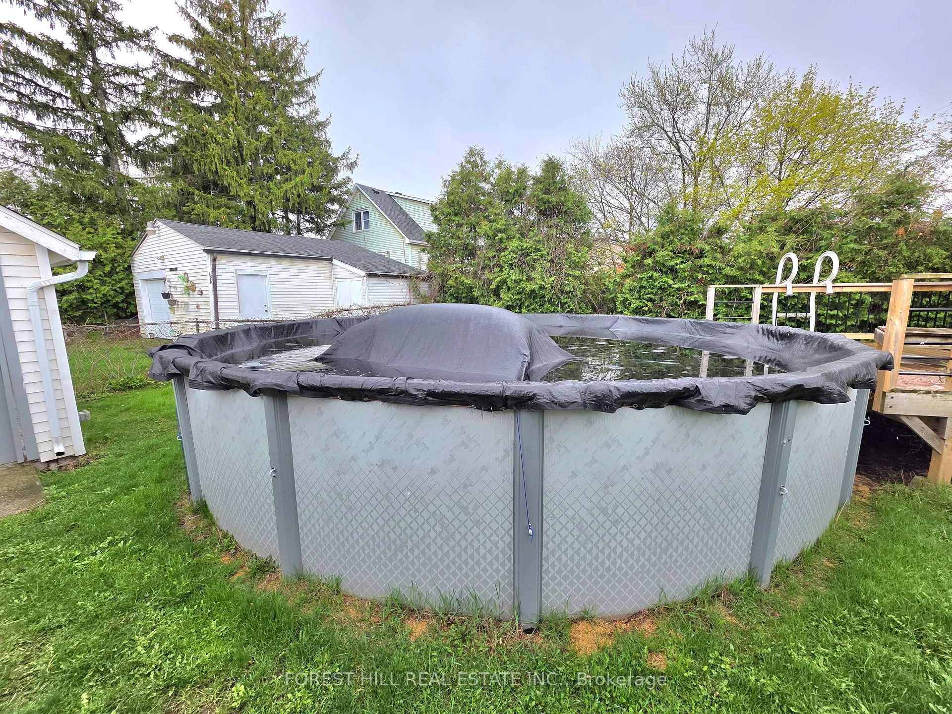Photo 34 of 390 Glendale Avenue, St. Catharines, Burleigh Hill — HOMEH