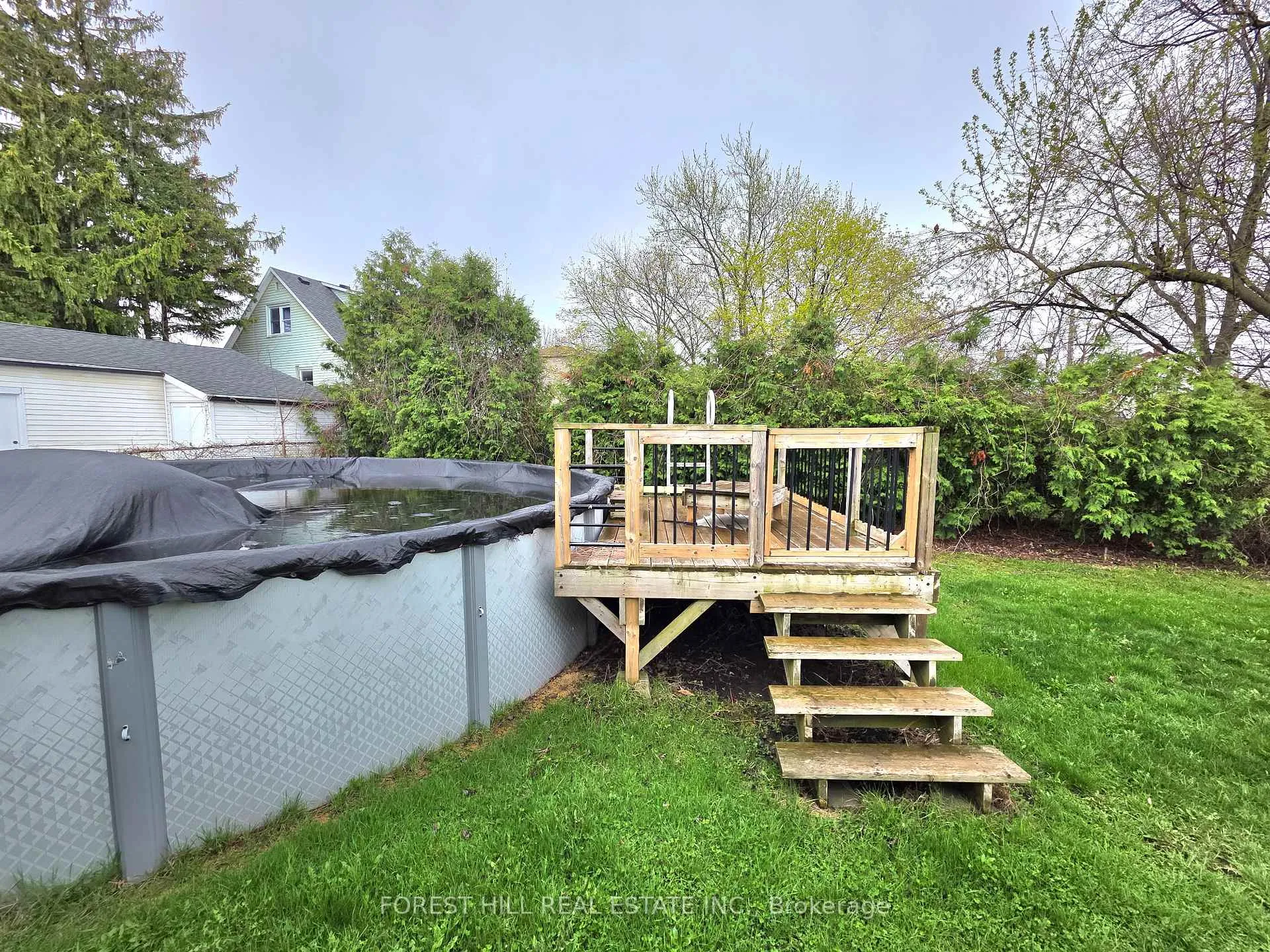 Photo 35 of 390 Glendale Avenue, St. Catharines, Burleigh Hill — HOMEH