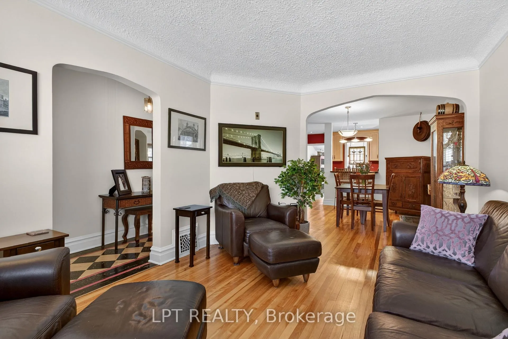 Photo 8 of 168 Huron Avenue N, Ottawa, Ottawa West — HOMEH