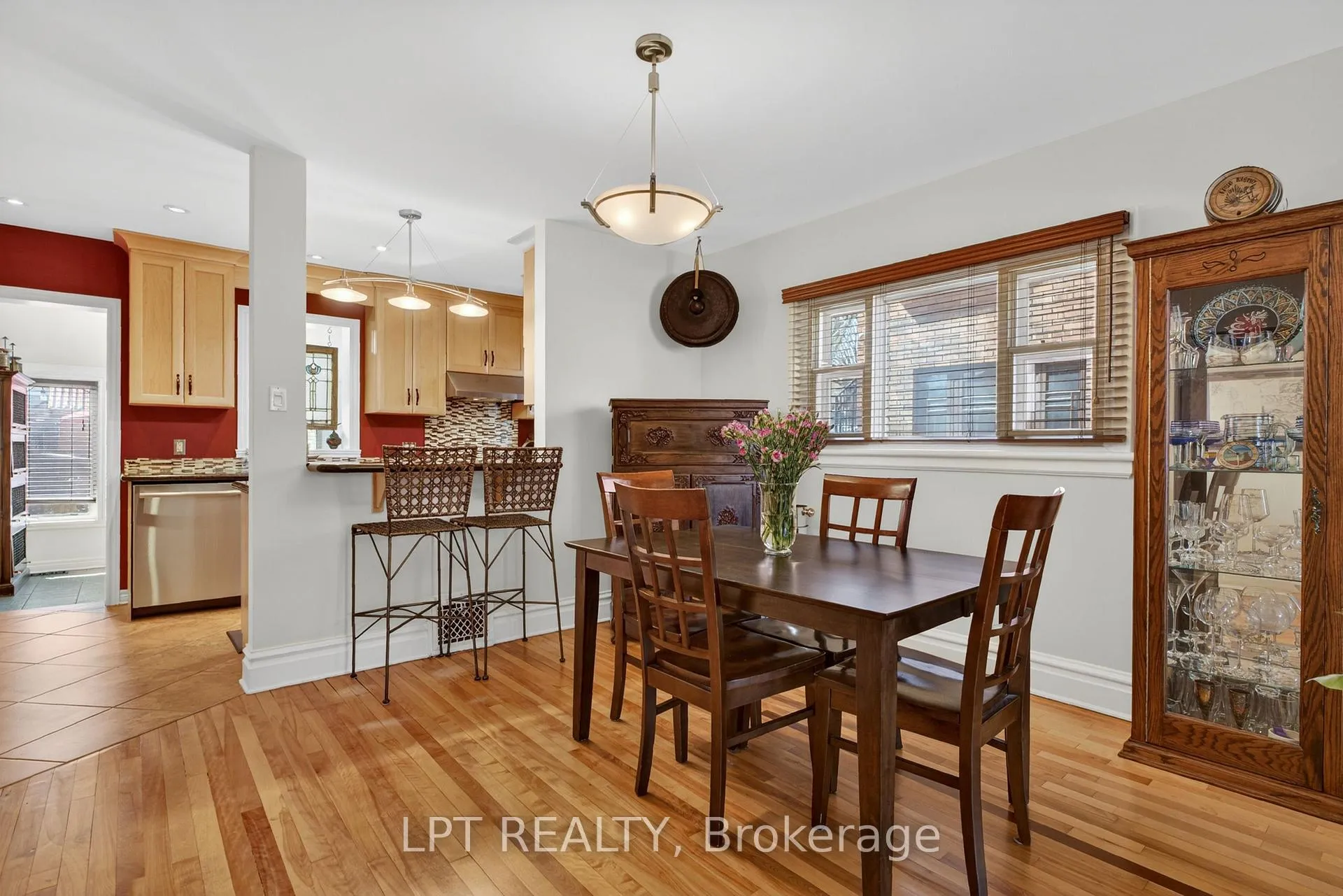 Photo 10 of 168 Huron Avenue N, Ottawa, Ottawa West — HOMEH