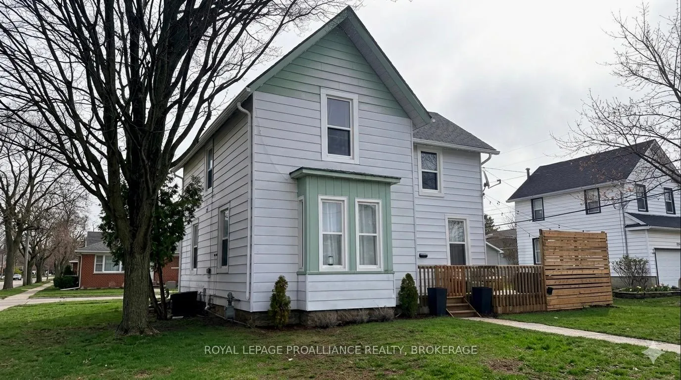 Front of 151 Adelaide Street