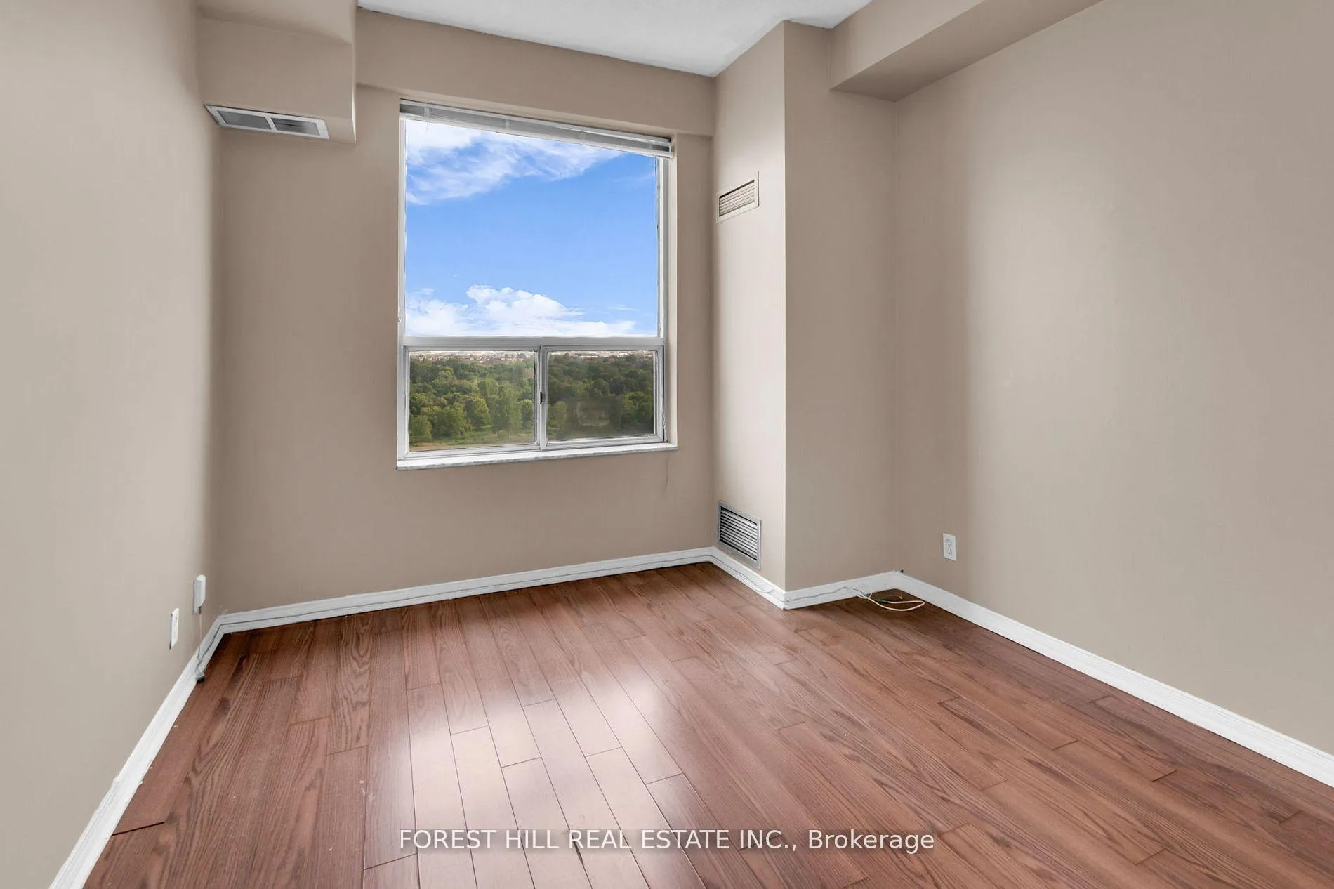 Photo 14 of Unit 720, 6 Humberline Drive, Etobicoke, West Humber-Clairville — HOMEH