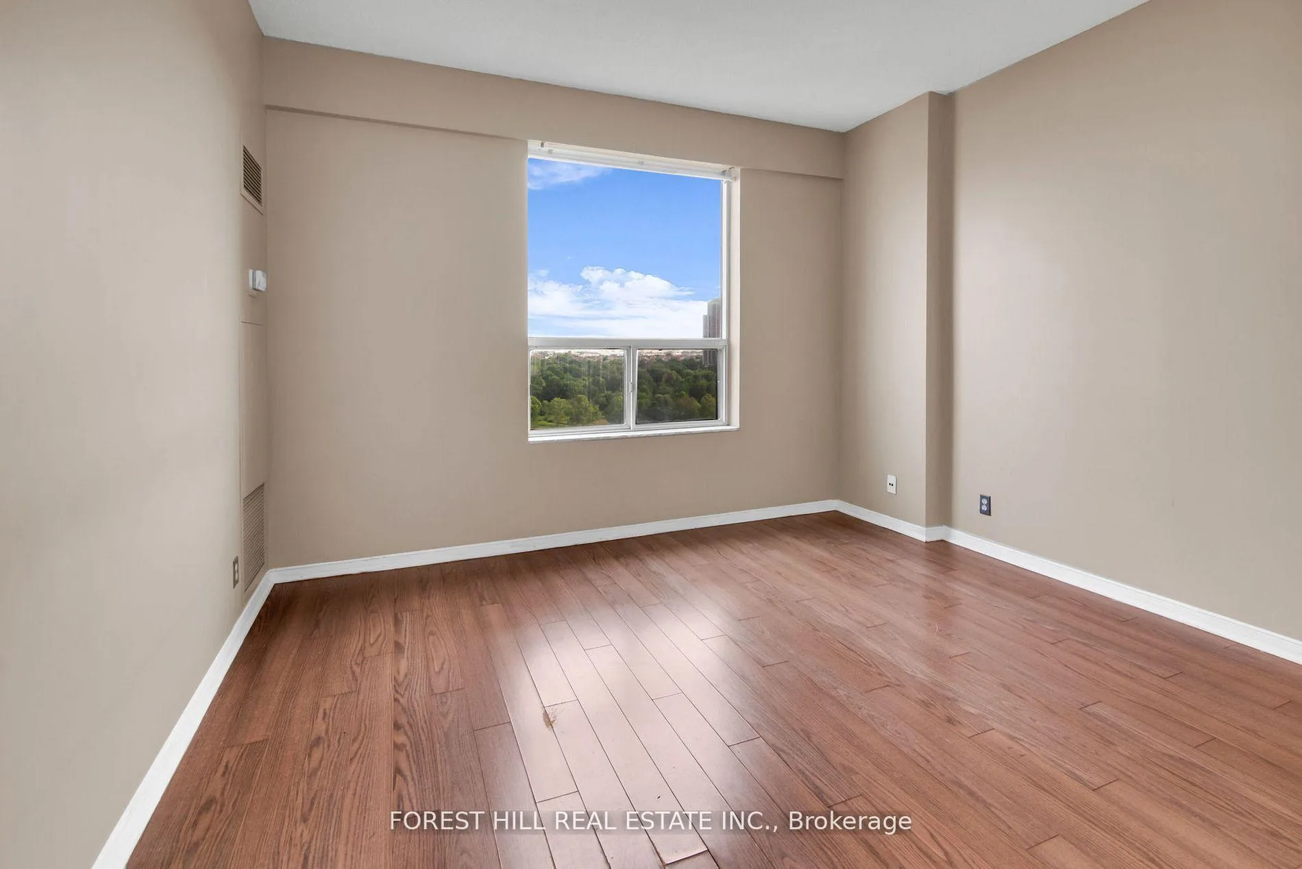 Photo 16 of Unit 720, 6 Humberline Drive, Etobicoke, West Humber-Clairville — HOMEH