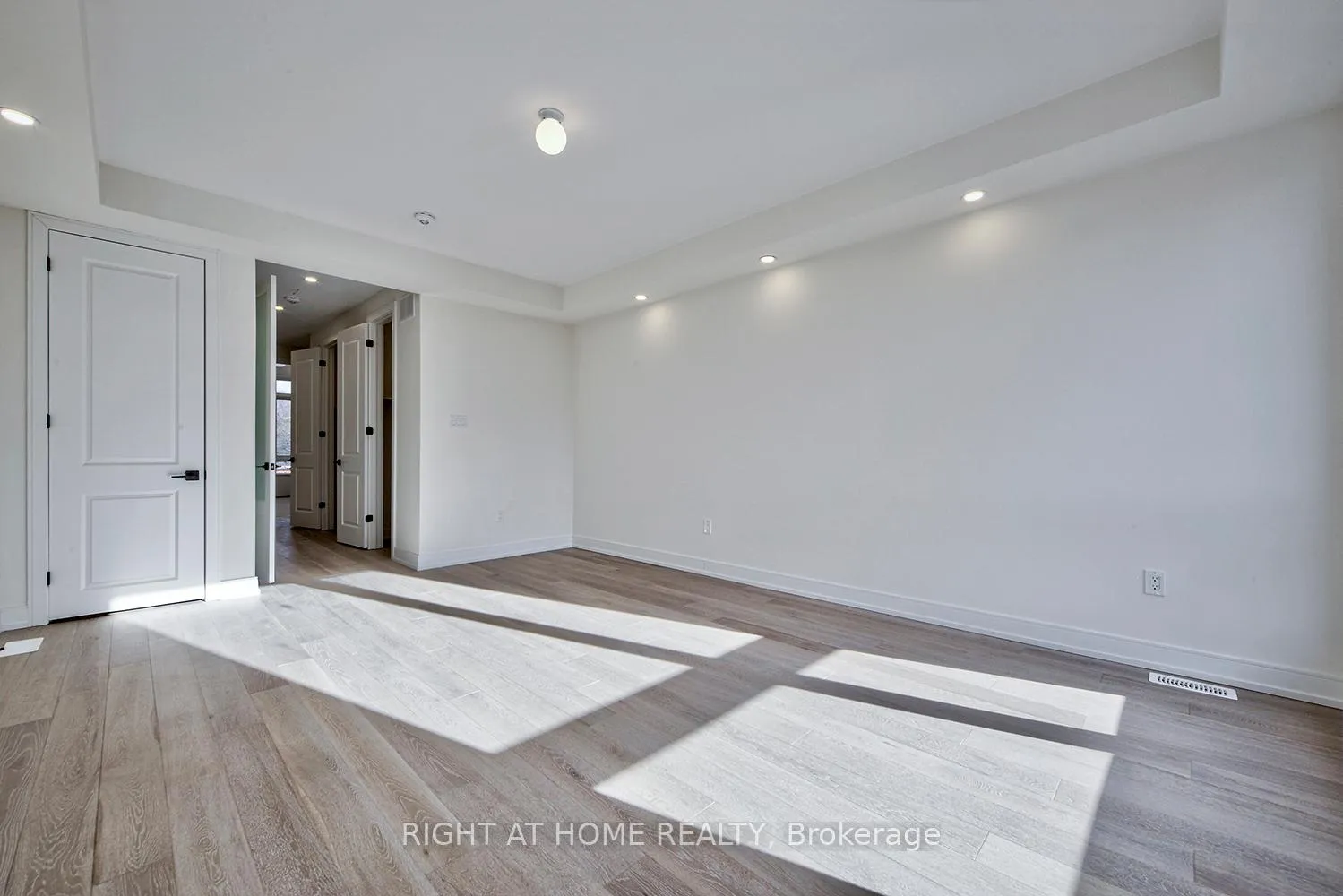 Photo 14 of 198 Mcroberts Avenue, Toronto, Corso Italia-Davenport — HOMEH