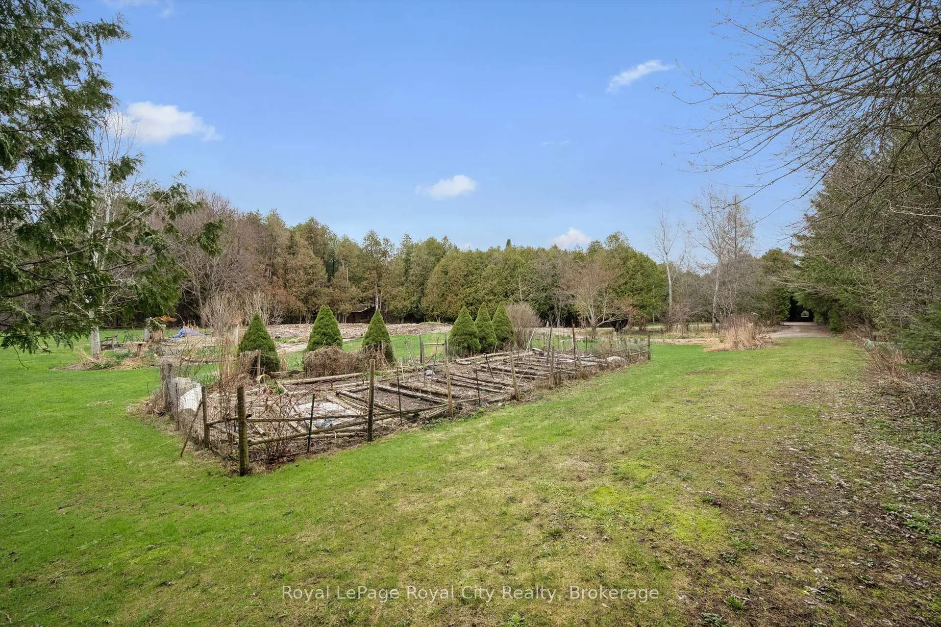 Photo 5 of 14258 1 Line, Milton, Rural Milton West — HOMEH