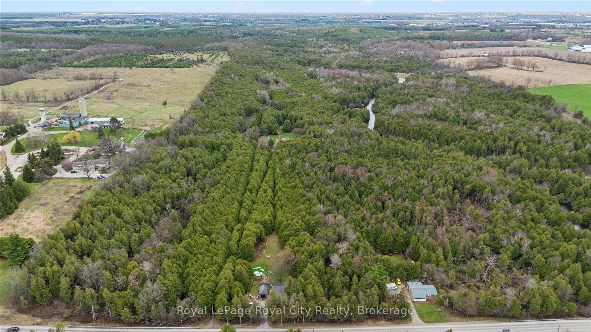 Photo 10 of 14258 1 Line, Milton, Rural Milton West — HOMEH