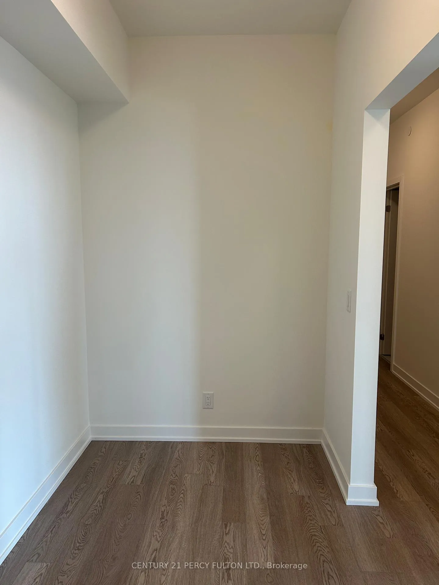 Photo 18 of Unit 901, 51 Clarington Boulevard, Clarington, Bowmanville — HOMEH