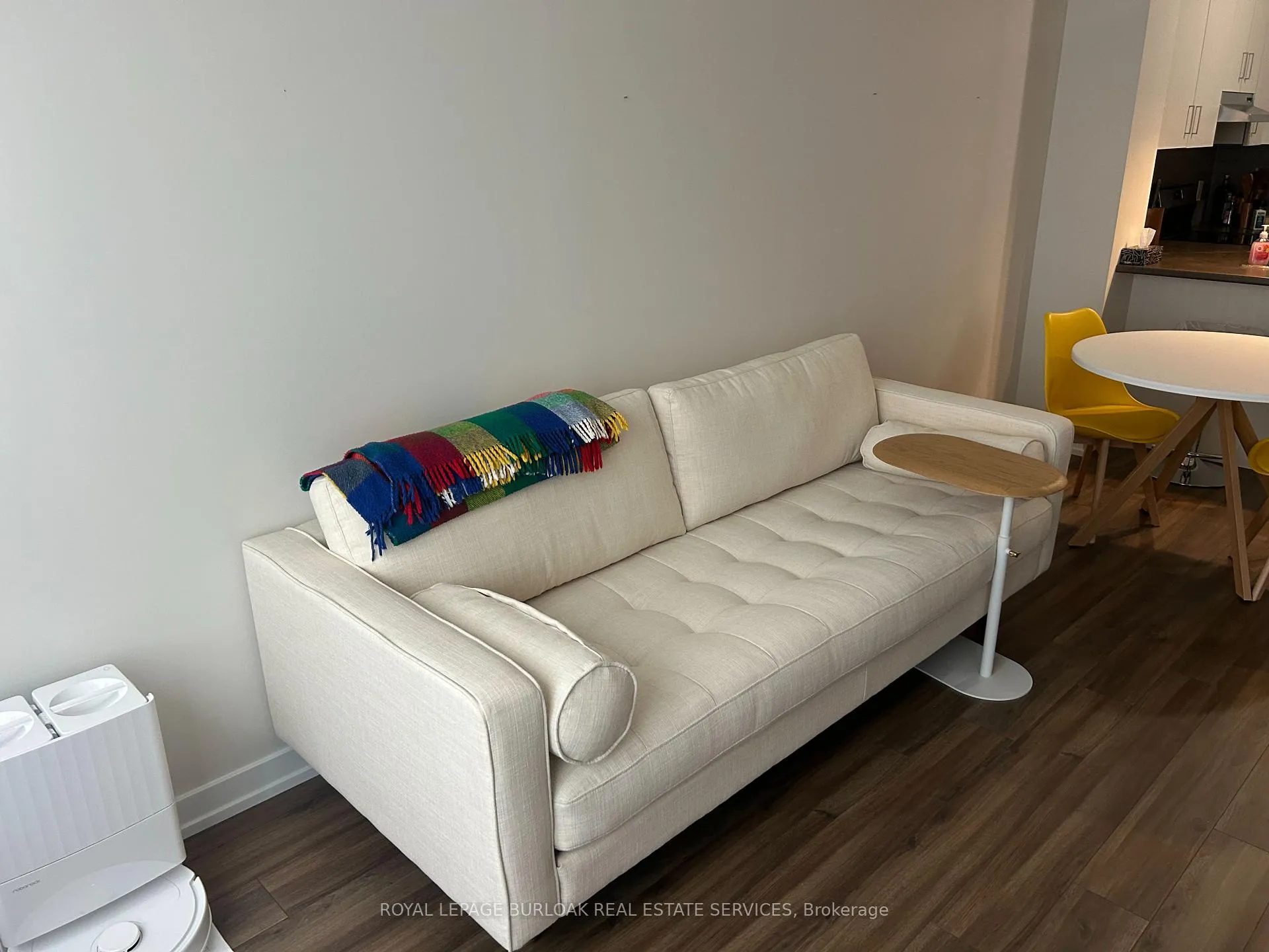 Photo 8 of Unit 409, 40 Esplanade Lane, Grimsby, Grimsby Beach — HOMEH