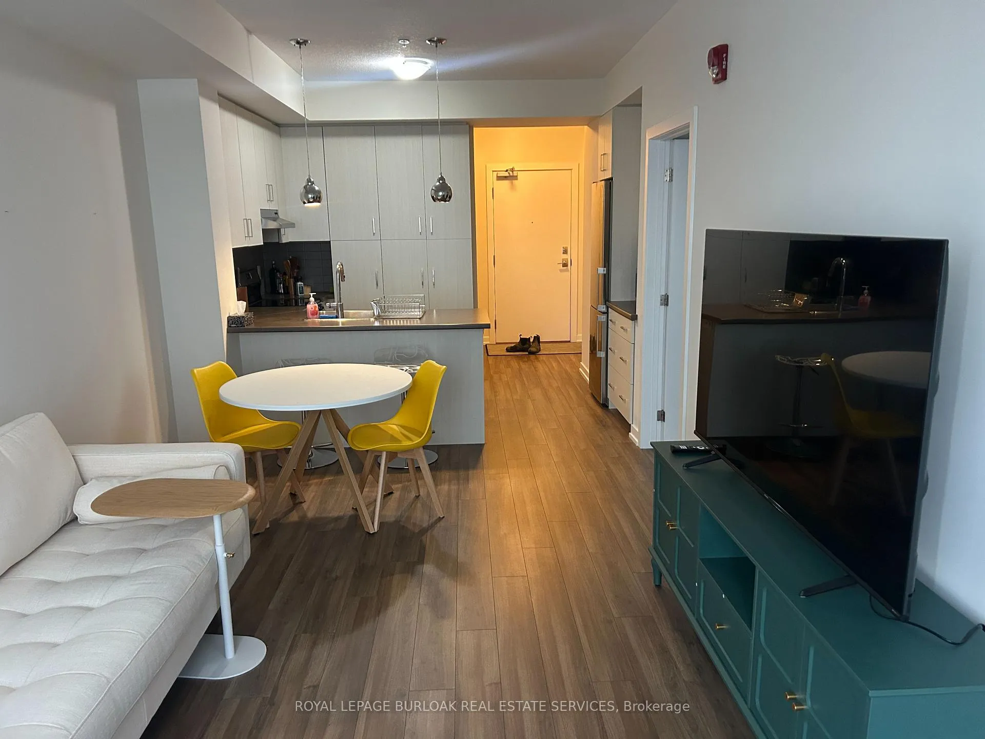 Photo 9 of Unit 409, 40 Esplanade Lane, Grimsby, Grimsby Beach — HOMEH