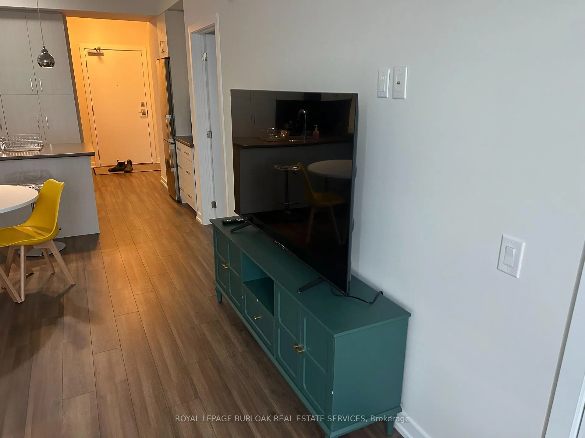 Photo 11 of Unit 409, 40 Esplanade Lane, Grimsby, Grimsby Beach — HOMEH