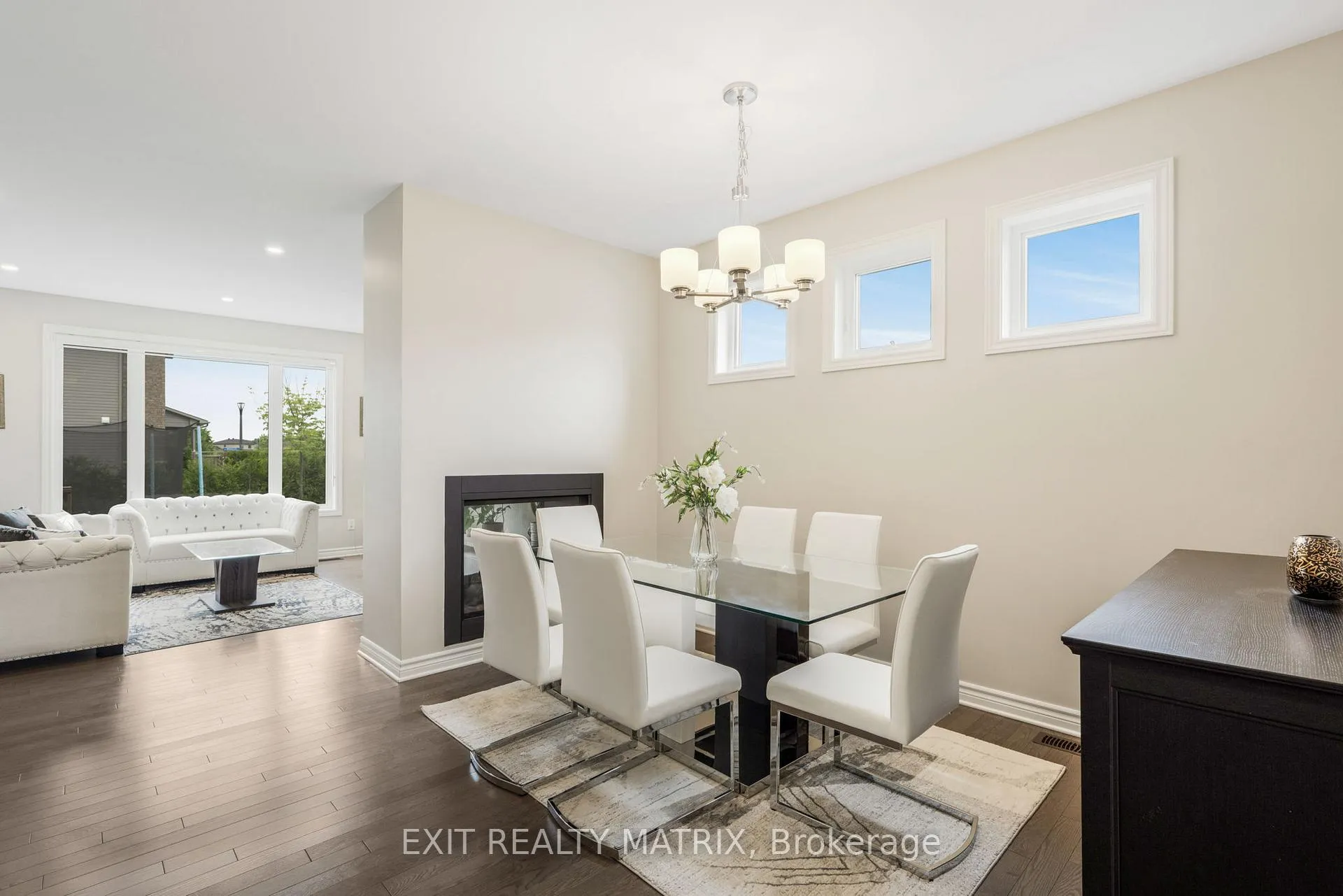 Photo 4 of 700 Namur Street, Russell, Embrun — HOMEH