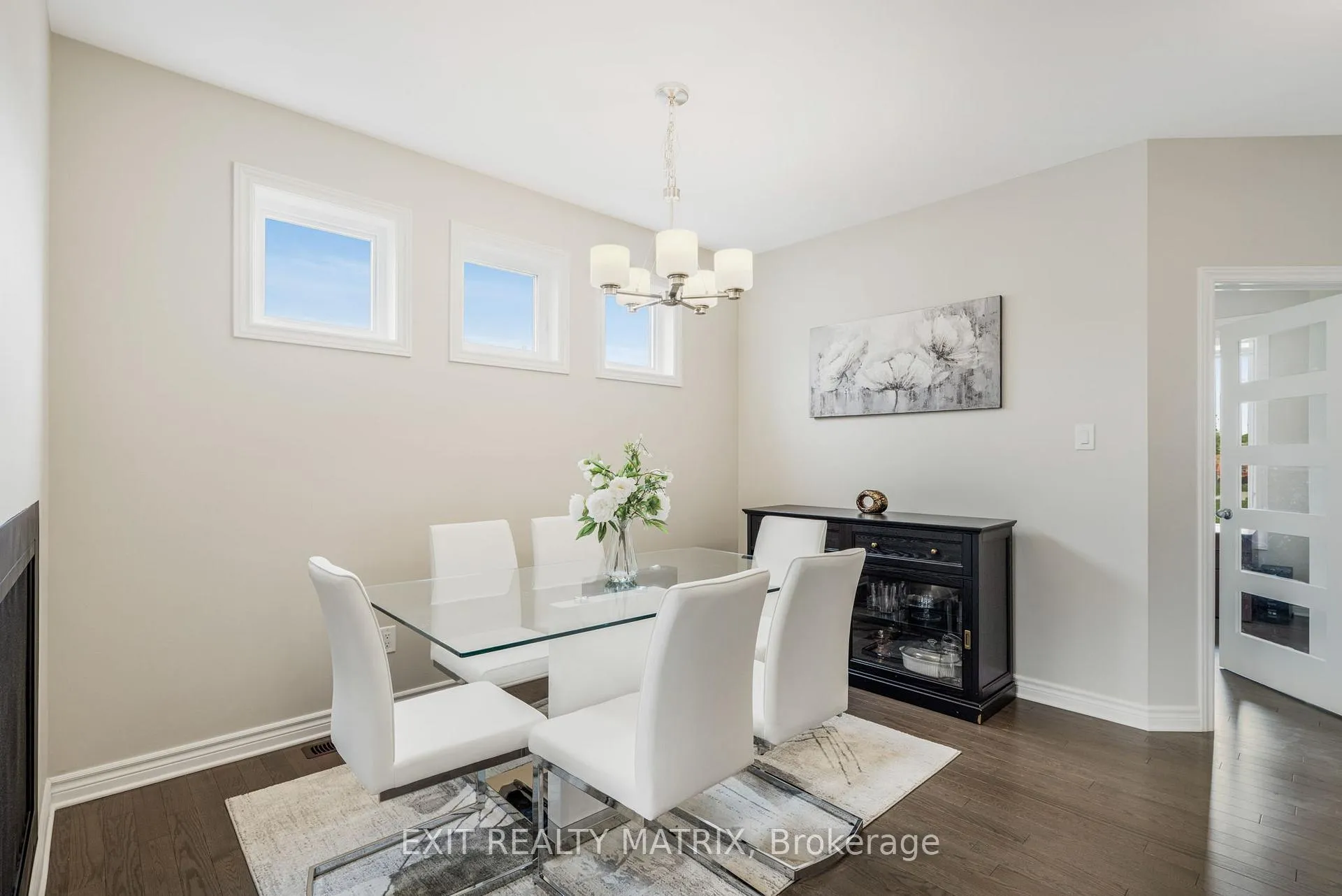 Photo 5 of 700 Namur Street, Russell, Embrun — HOMEH