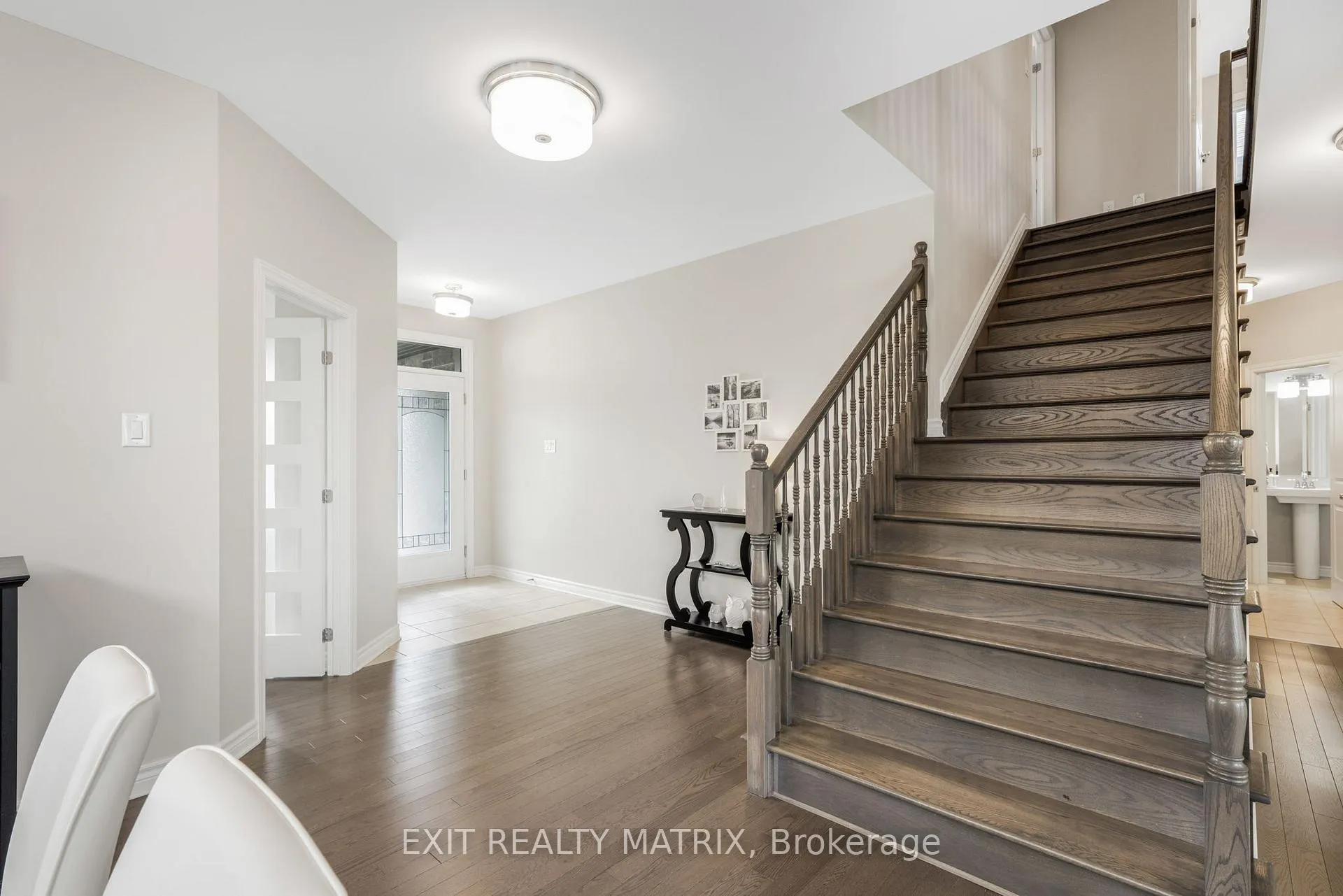 Photo 6 of 700 Namur Street, Russell, Embrun — HOMEH