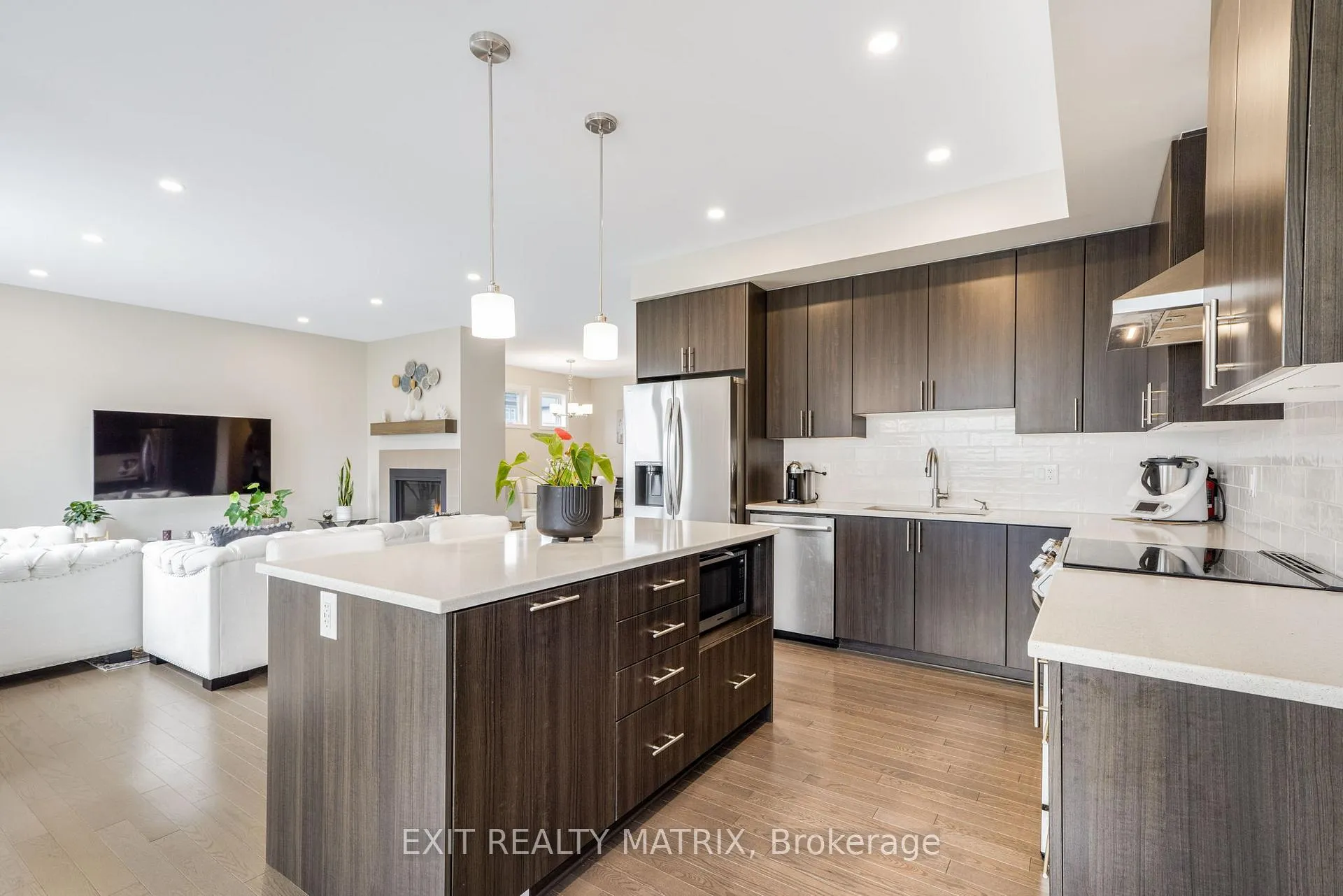 Photo 13 of 700 Namur Street, Russell, Embrun — HOMEH