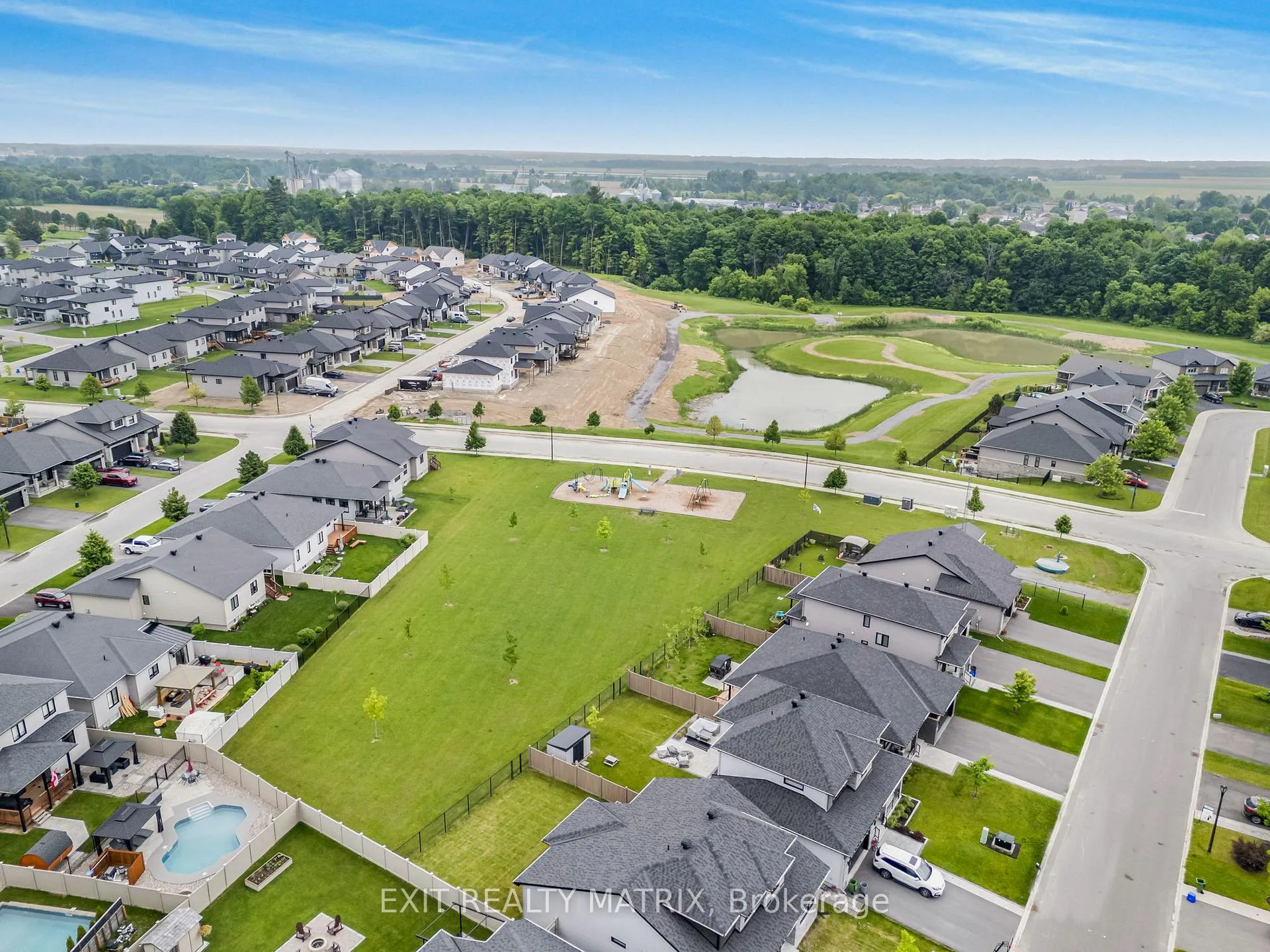Photo 36 of 700 Namur Street, Russell, Embrun — HOMEH