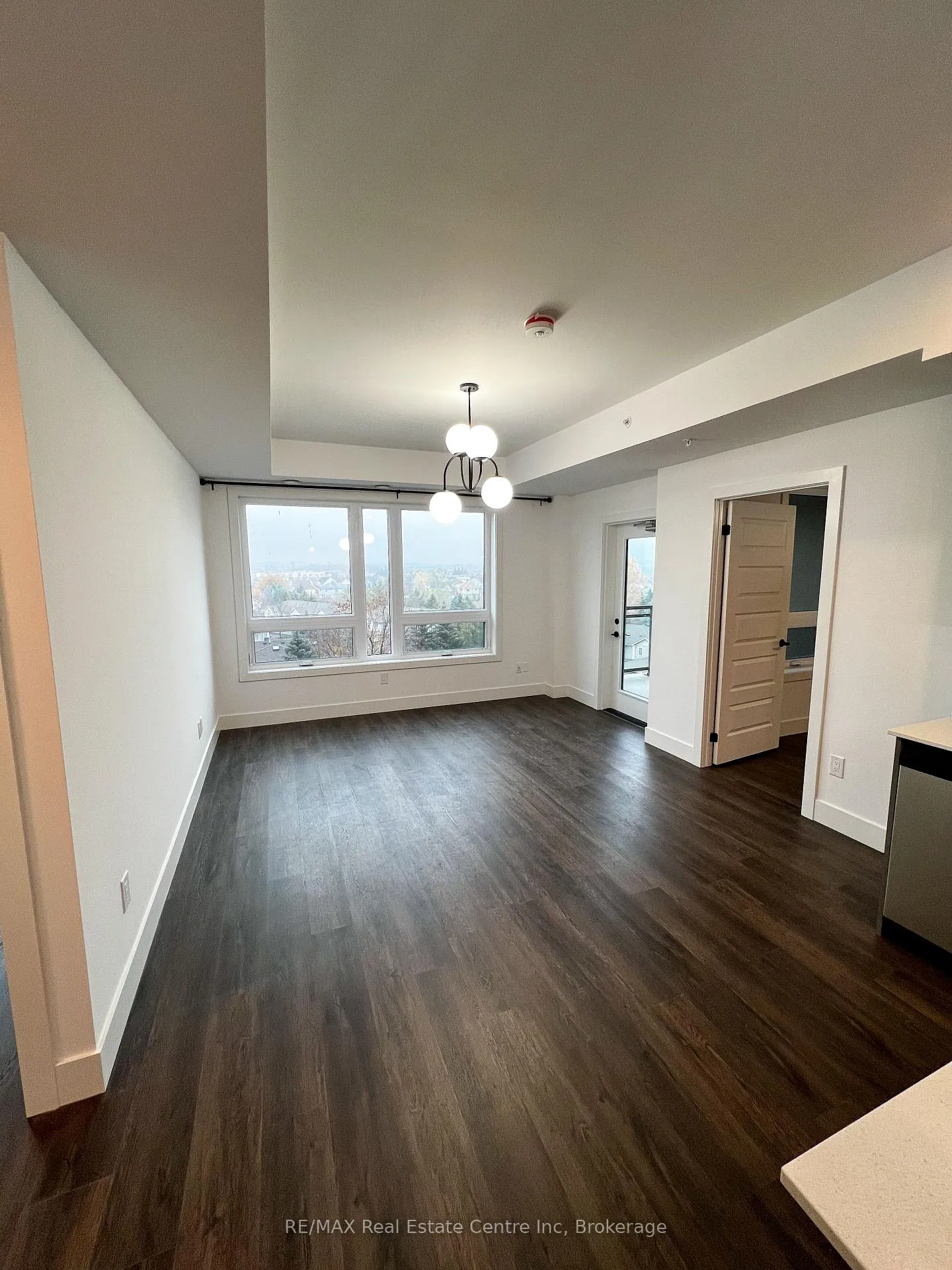Photo 4 of Unit 602, 26 Lowes Road W, Guelph, Clairfields/Hanlon Business Park — HOMEH