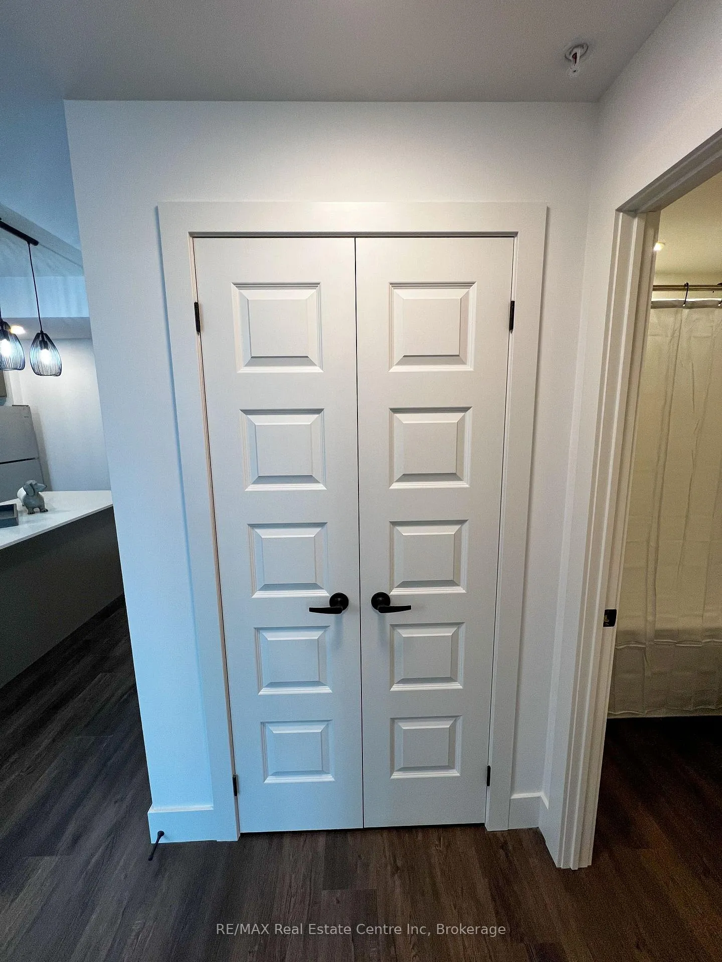 Photo 9 of Unit 602, 26 Lowes Road W, Guelph, Clairfields/Hanlon Business Park — HOMEH