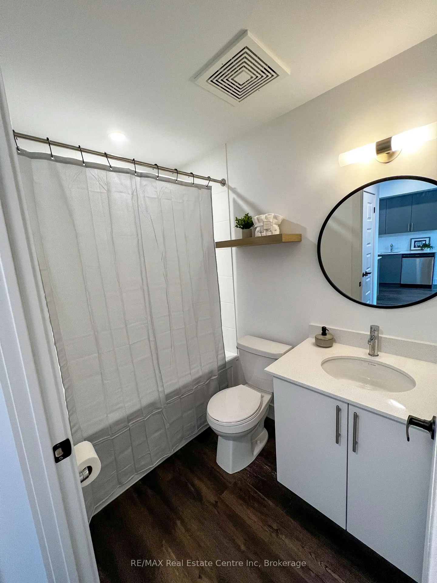 Photo 10 of Unit 602, 26 Lowes Road W, Guelph, Clairfields/Hanlon Business Park — HOMEH