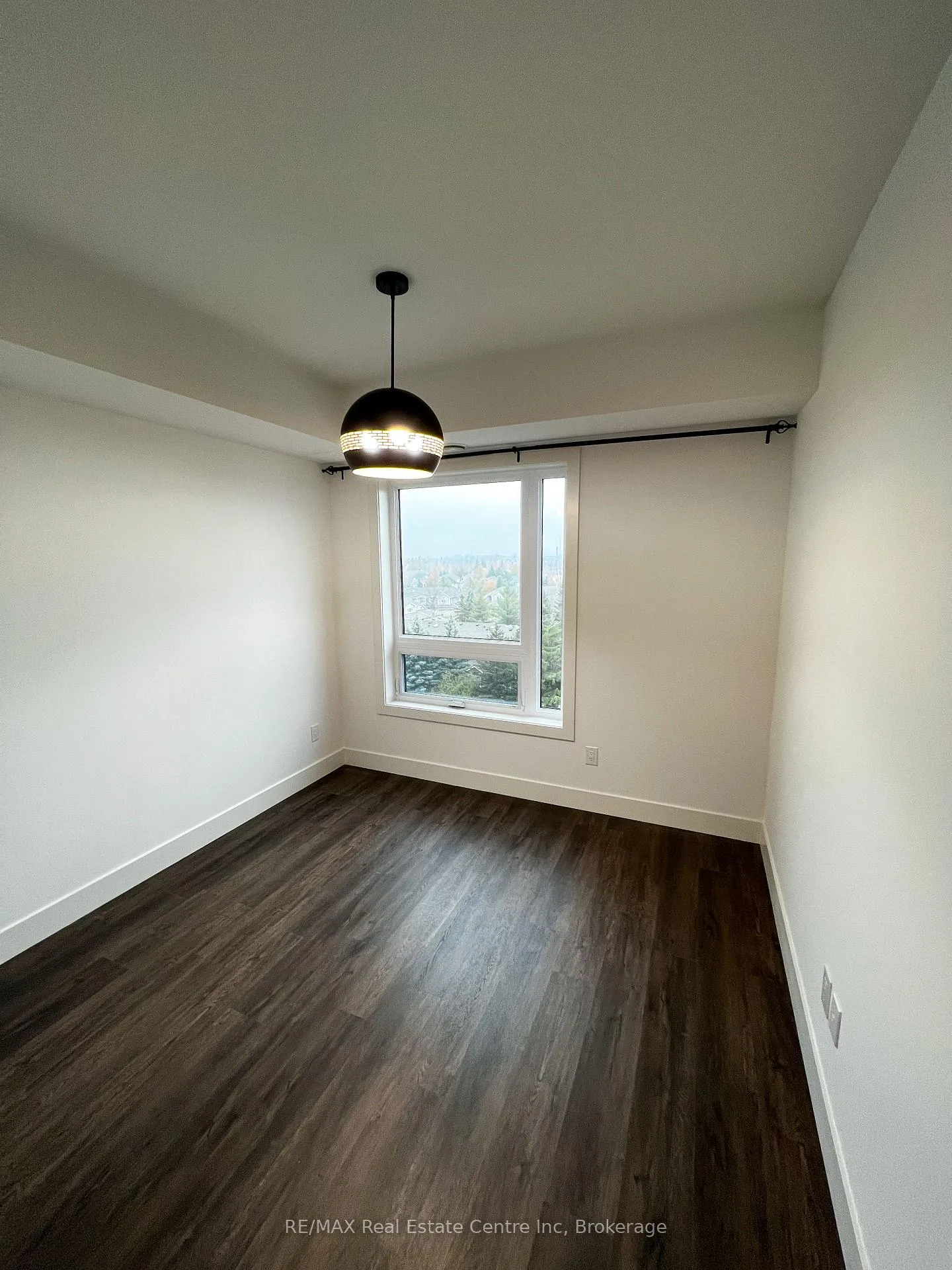 Photo 11 of Unit 602, 26 Lowes Road W, Guelph, Clairfields/Hanlon Business Park — HOMEH