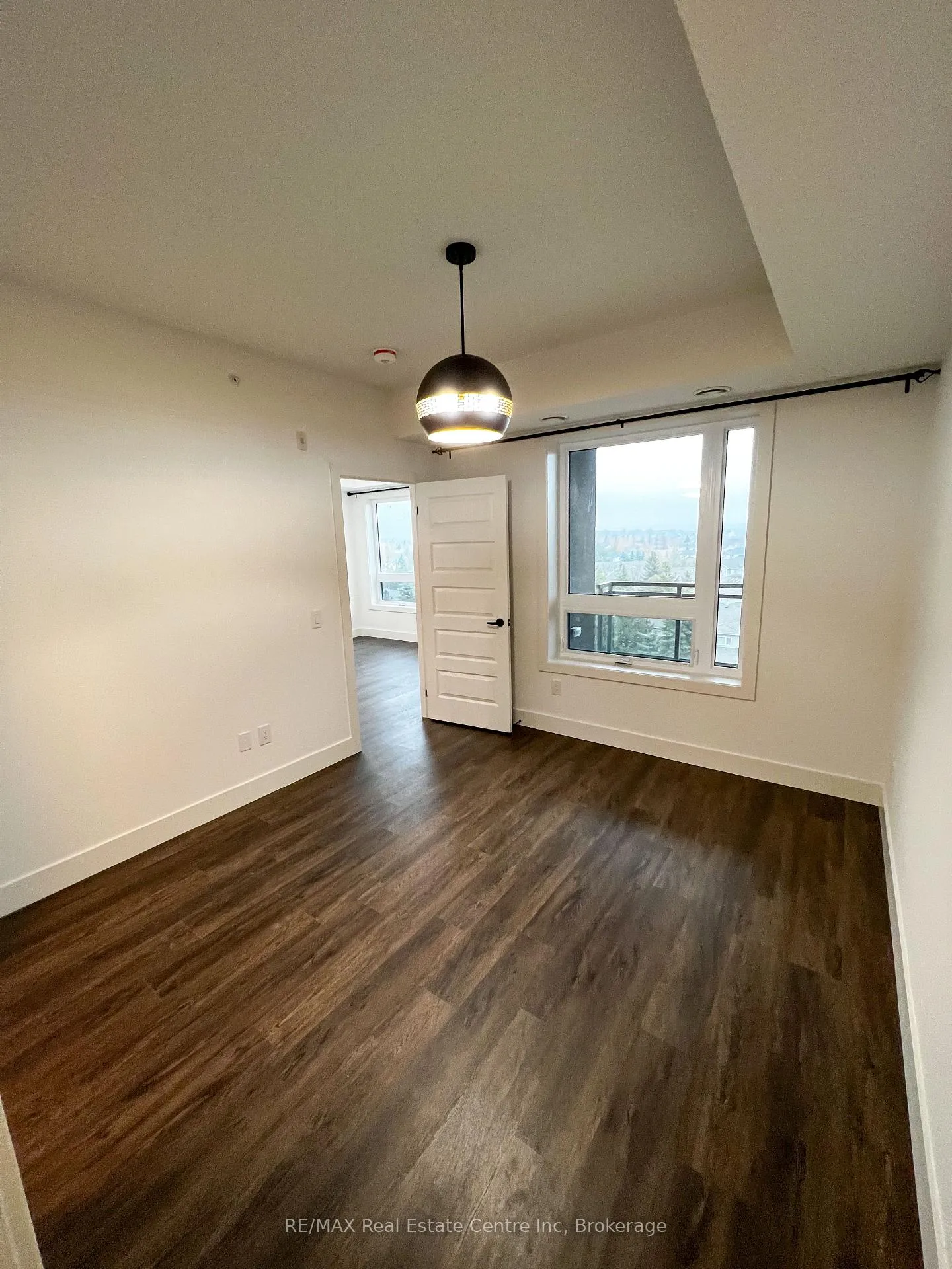 Photo 17 of Unit 602, 26 Lowes Road W, Guelph, Clairfields/Hanlon Business Park — HOMEH