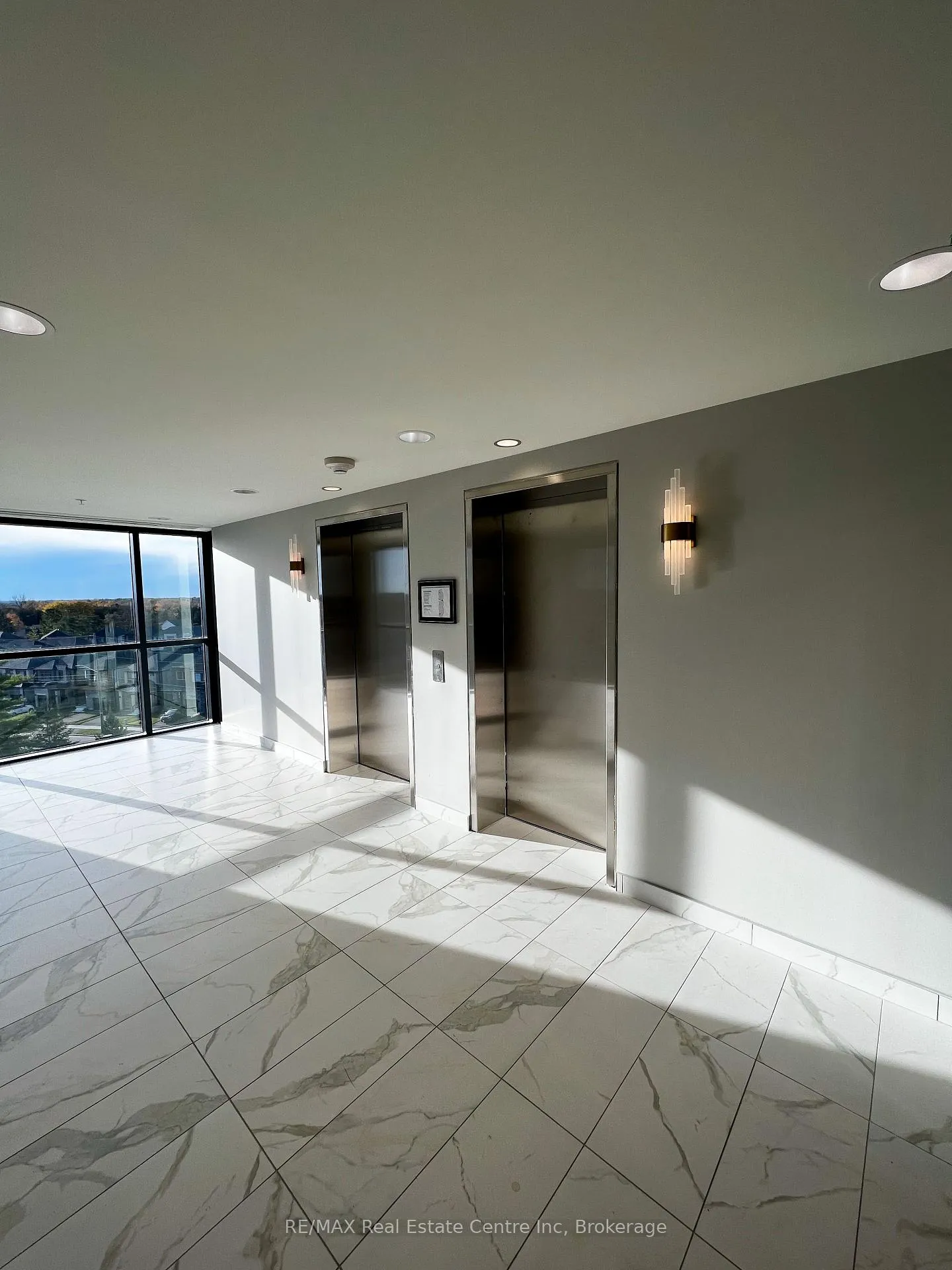 Photo 25 of Unit 602, 26 Lowes Road W, Guelph, Clairfields/Hanlon Business Park — HOMEH
