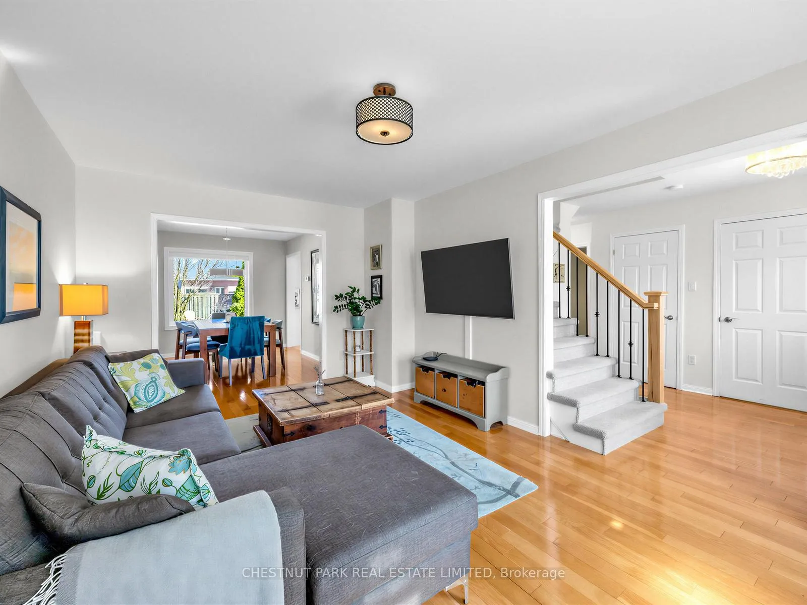 Photo 5 of 67 Barton Lane, Uxbridge — HOMEH