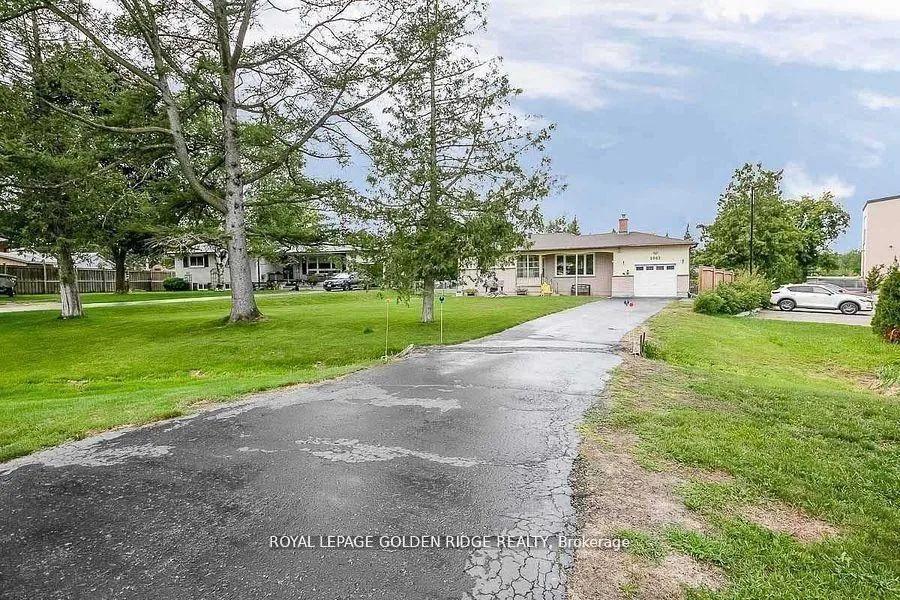 Photo of 2082 Lea Road