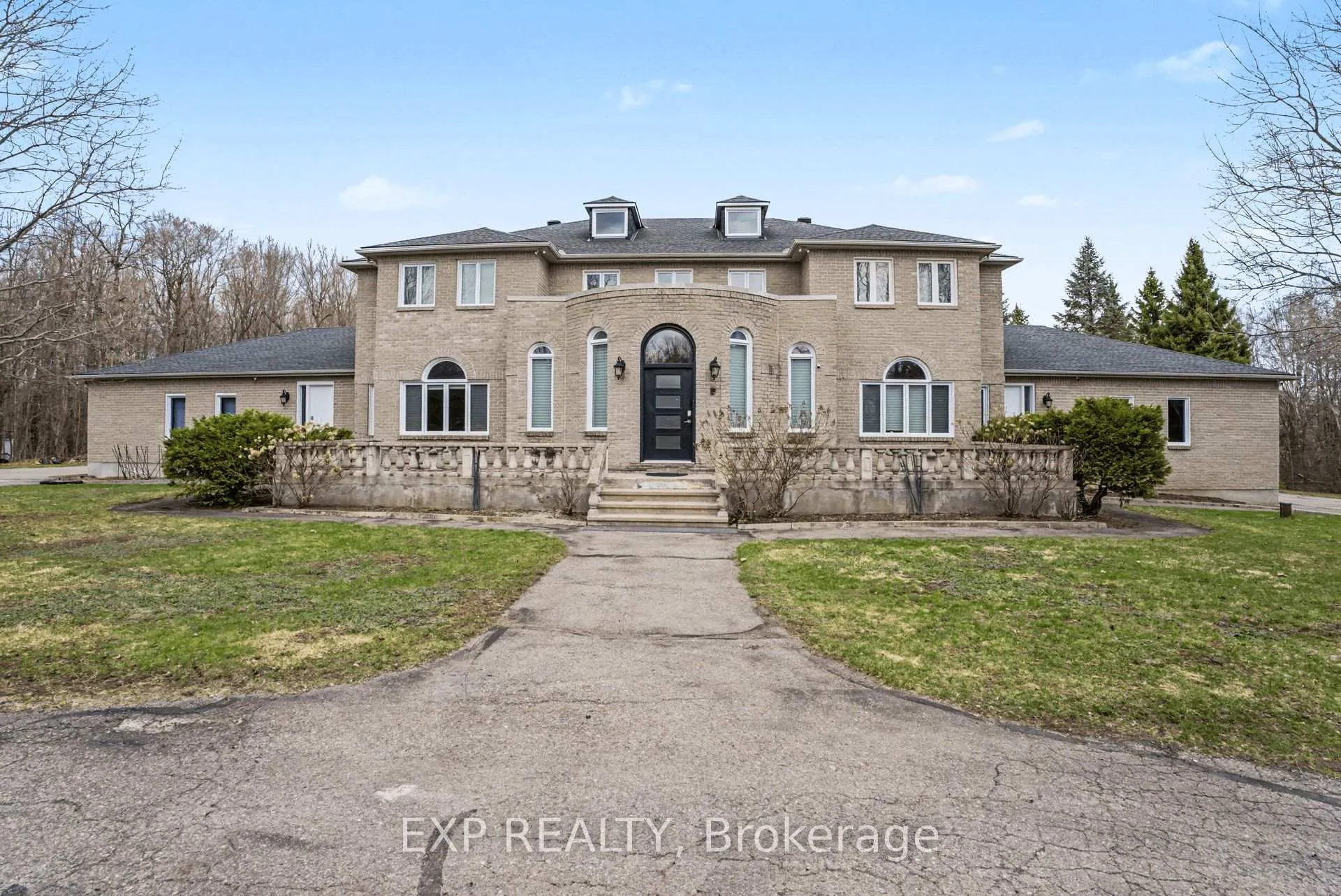 Photo 3 of 5749 Knights Drive, Ottawa, Manotick East to Manotick Station — HOMEH