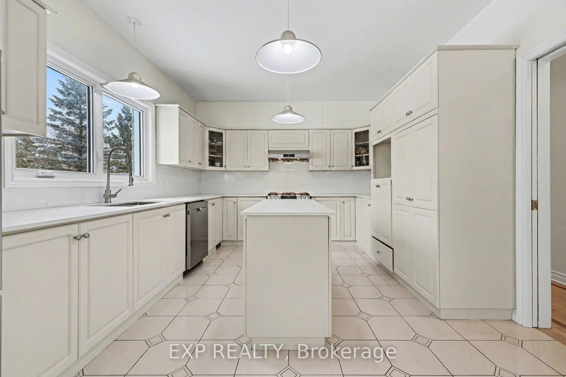 Photo 12 of 5749 Knights Drive, Ottawa, Manotick East to Manotick Station — HOMEH