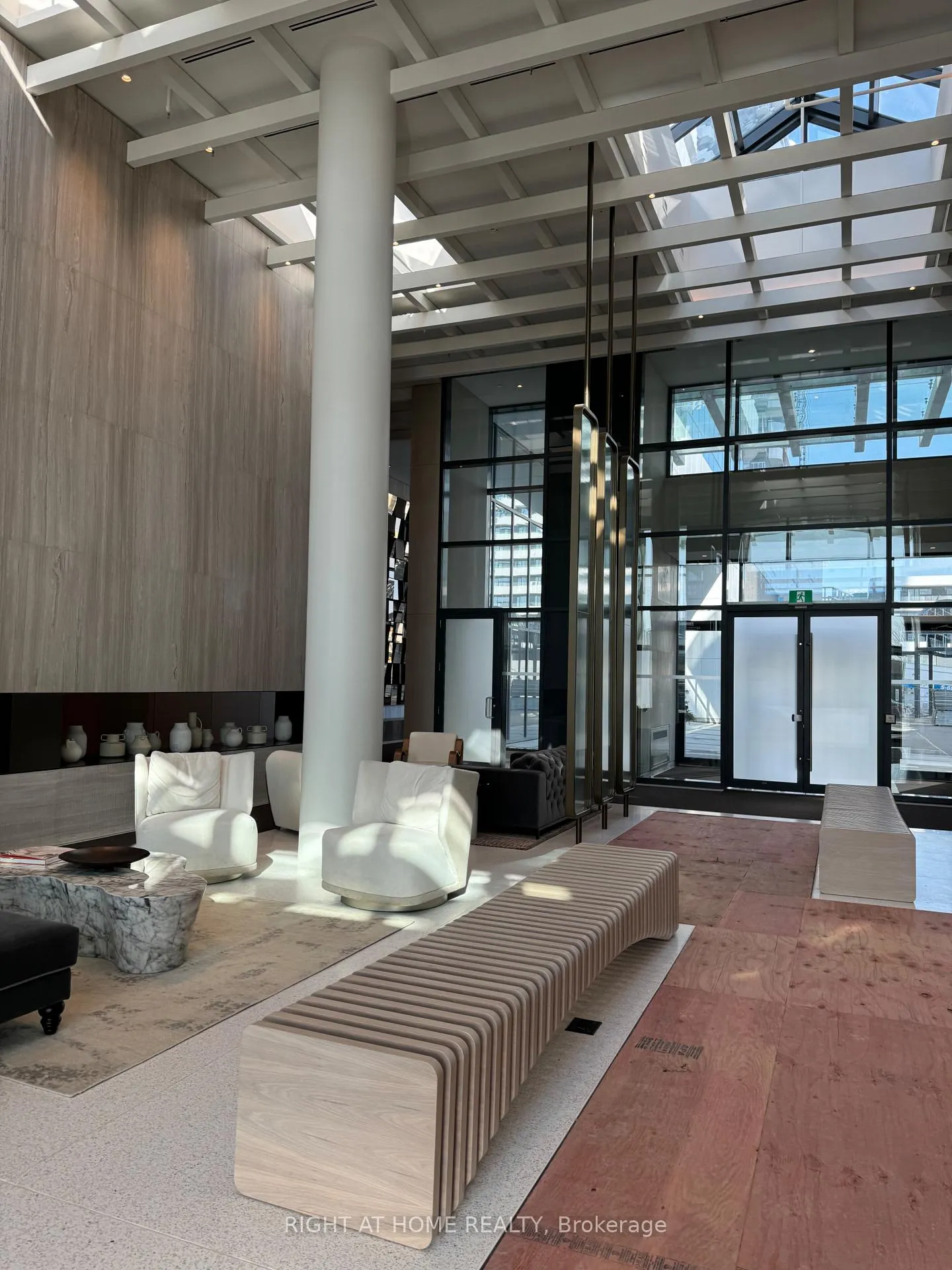 Photo 2 of Unit 1601, 225 Commerce Street, Vaughan, Vaughan Corporate Centre — HOMEH