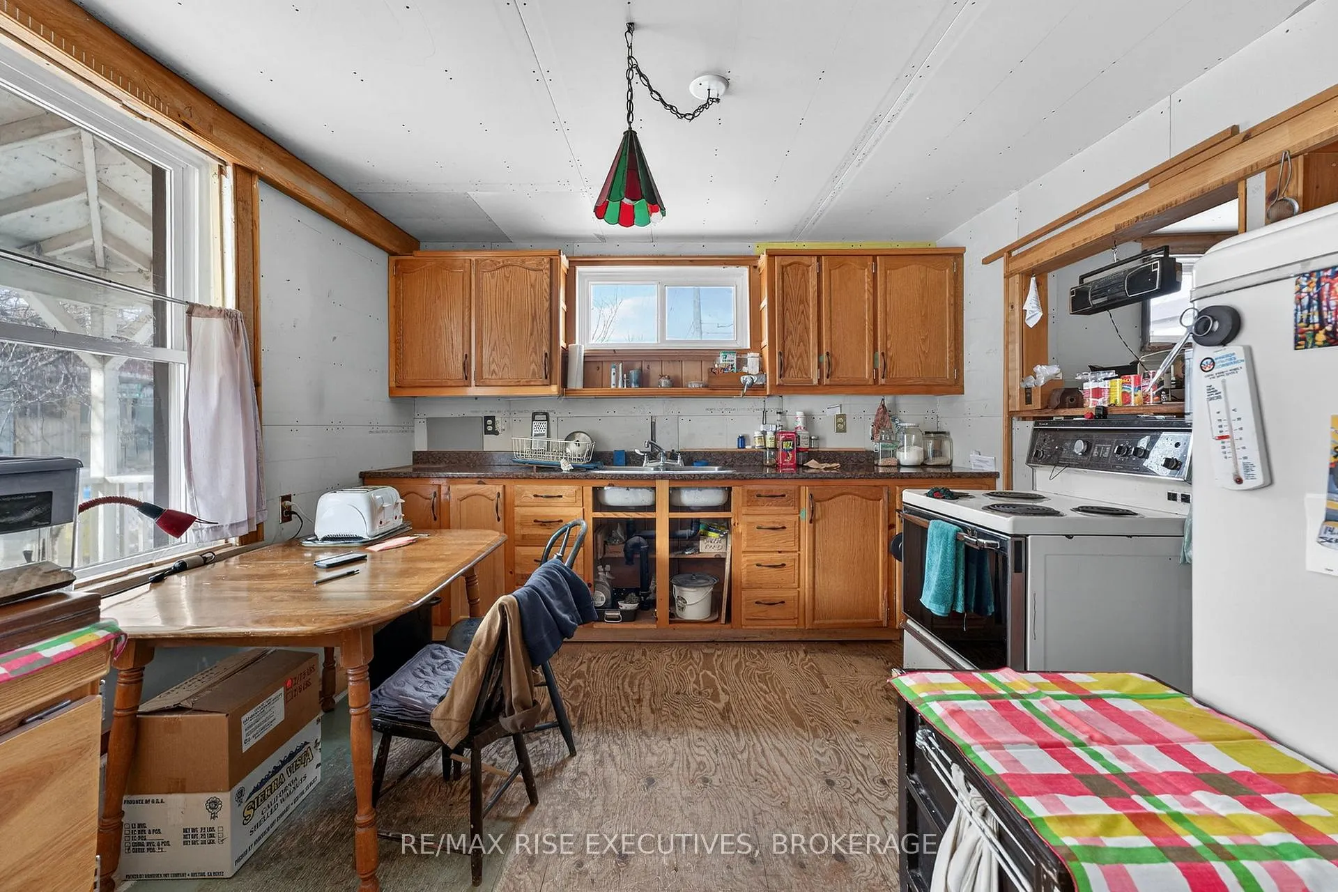 Photo 7 of 207 Concession Street, Kingston, East of Sir John A. Blvd — HOMEH